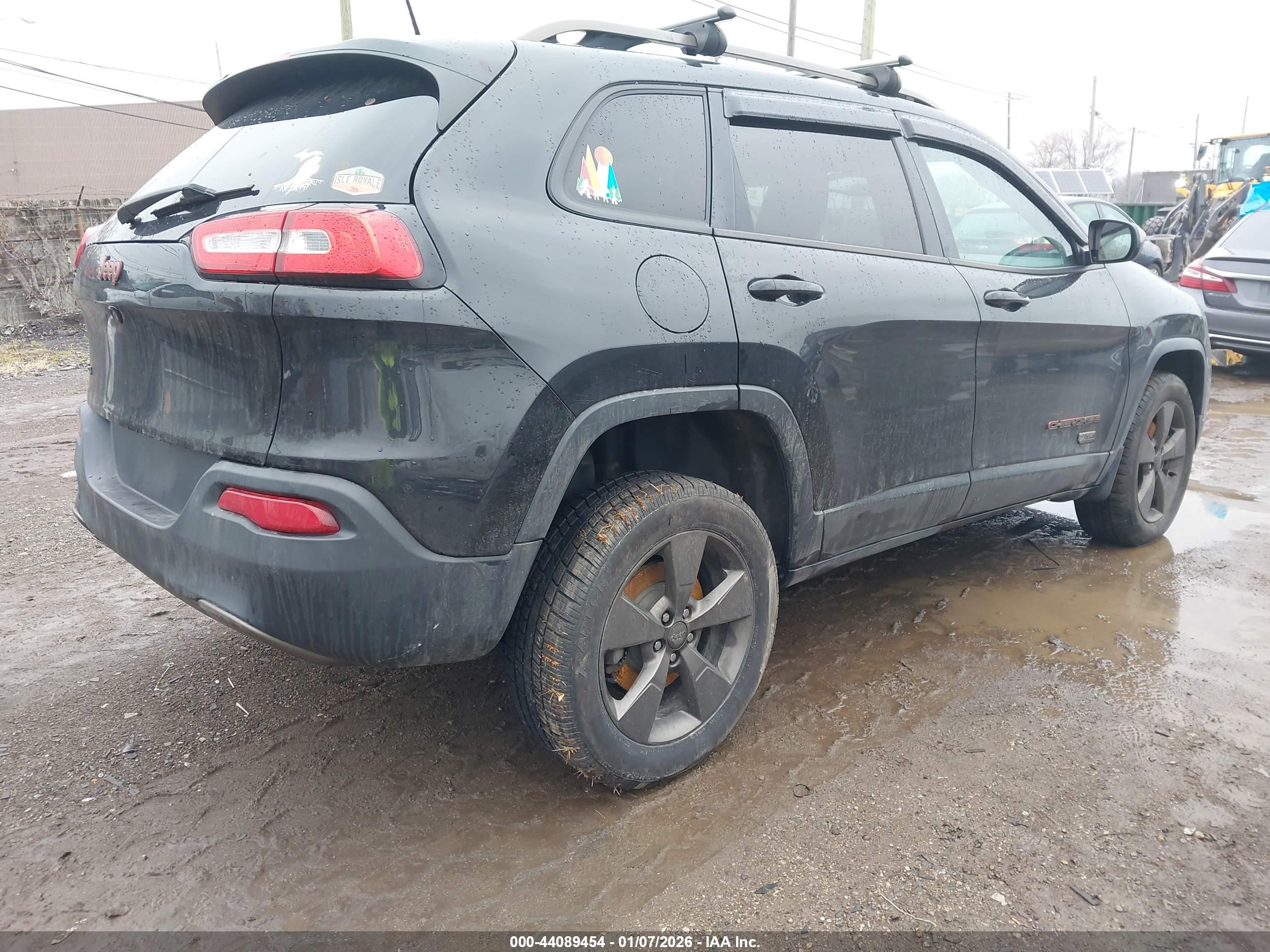 JEEP CHEROKEE image 4