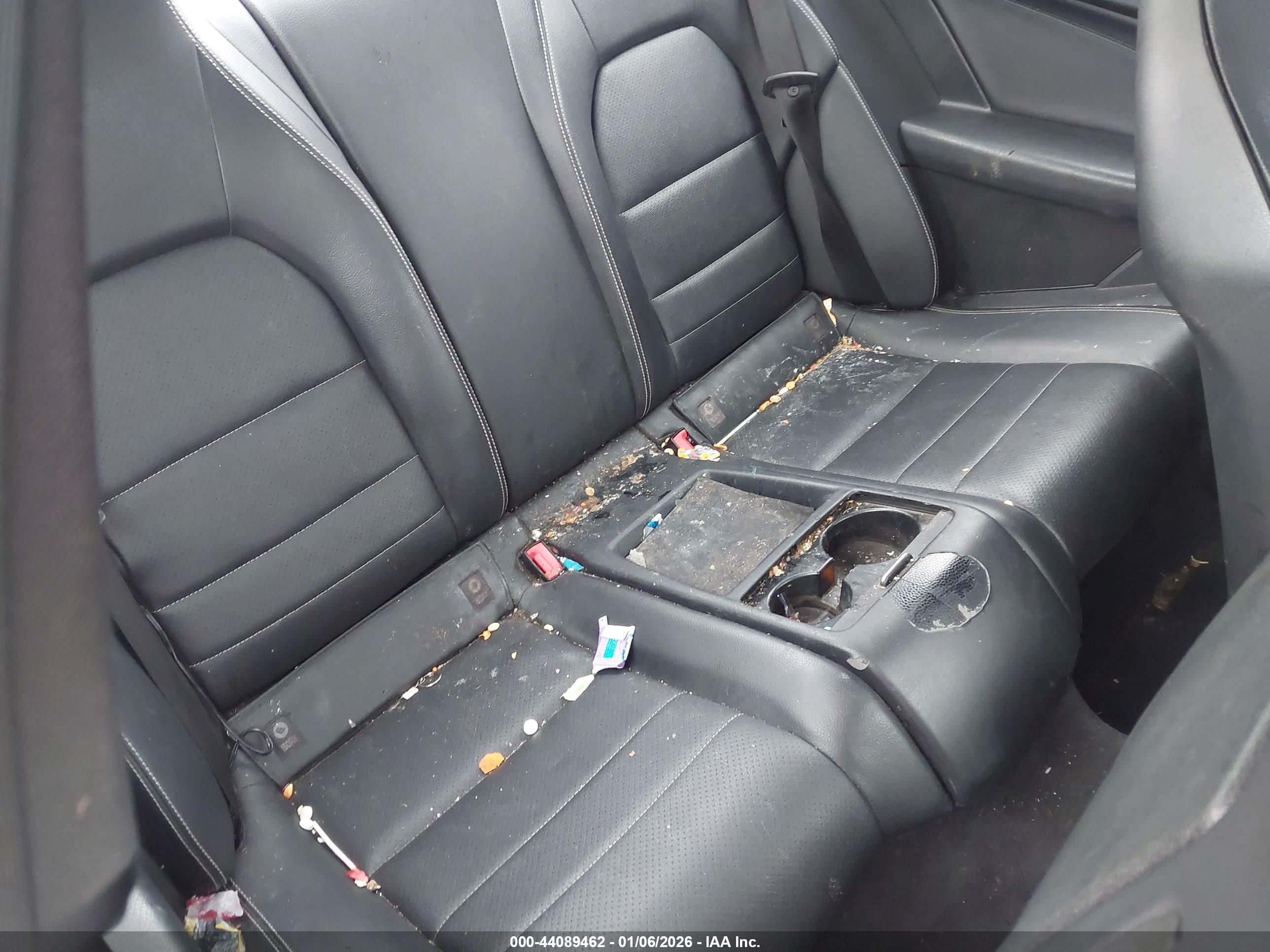 MERCEDES-BENZ C image 8
