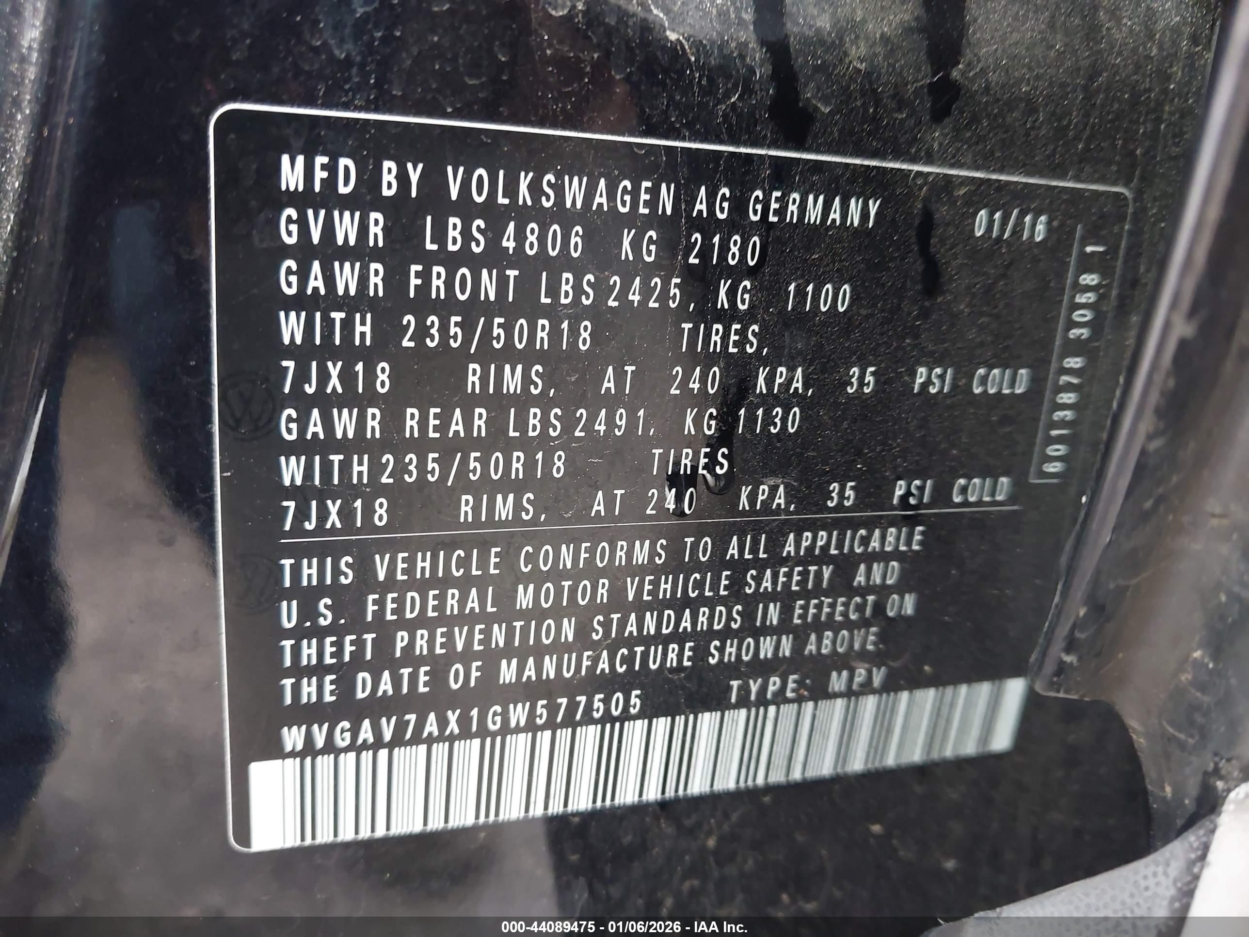 VOLKSWAGEN TIGUAN image 9
