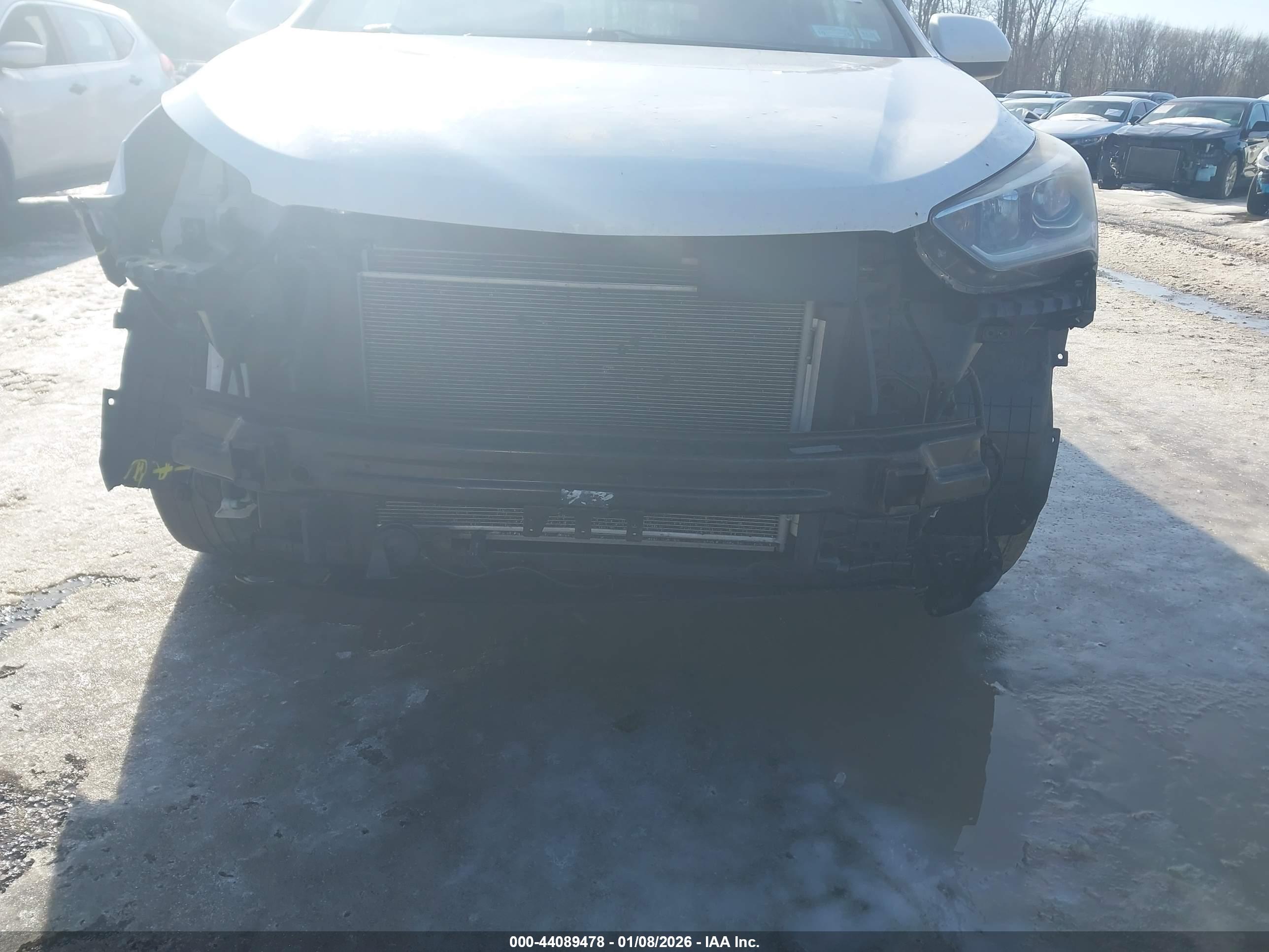 HYUNDAI SANTA image 6