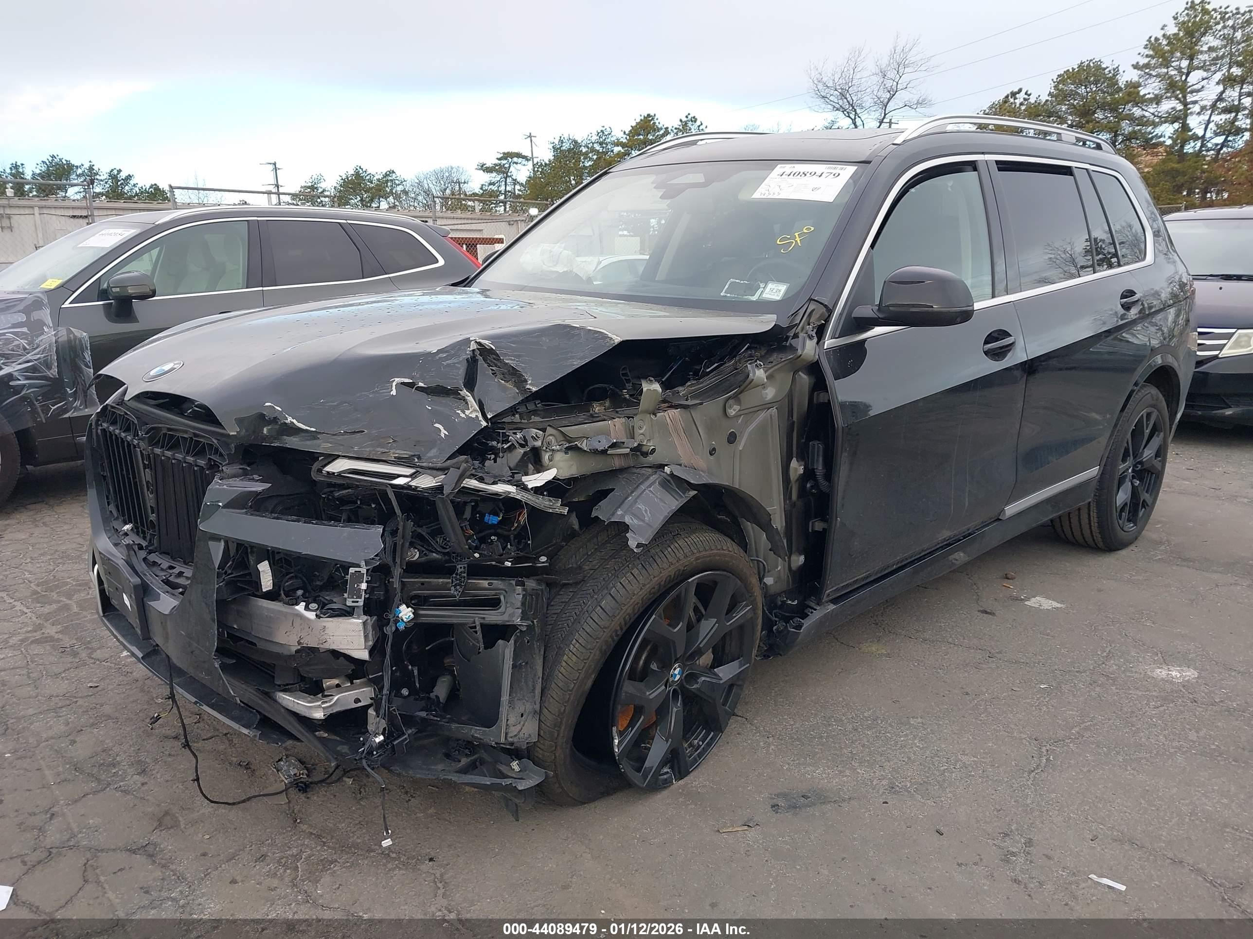 BMW X7 image 6
