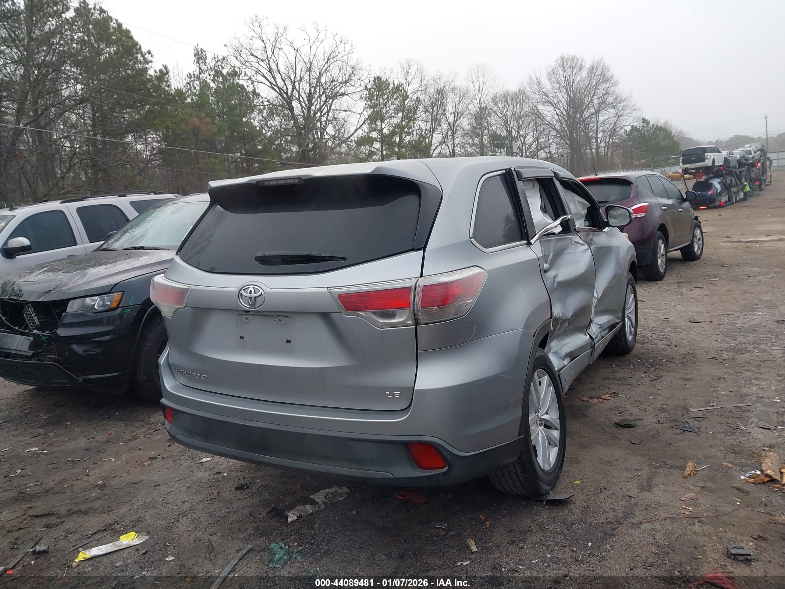 TOYOTA HIGHLANDER image 4