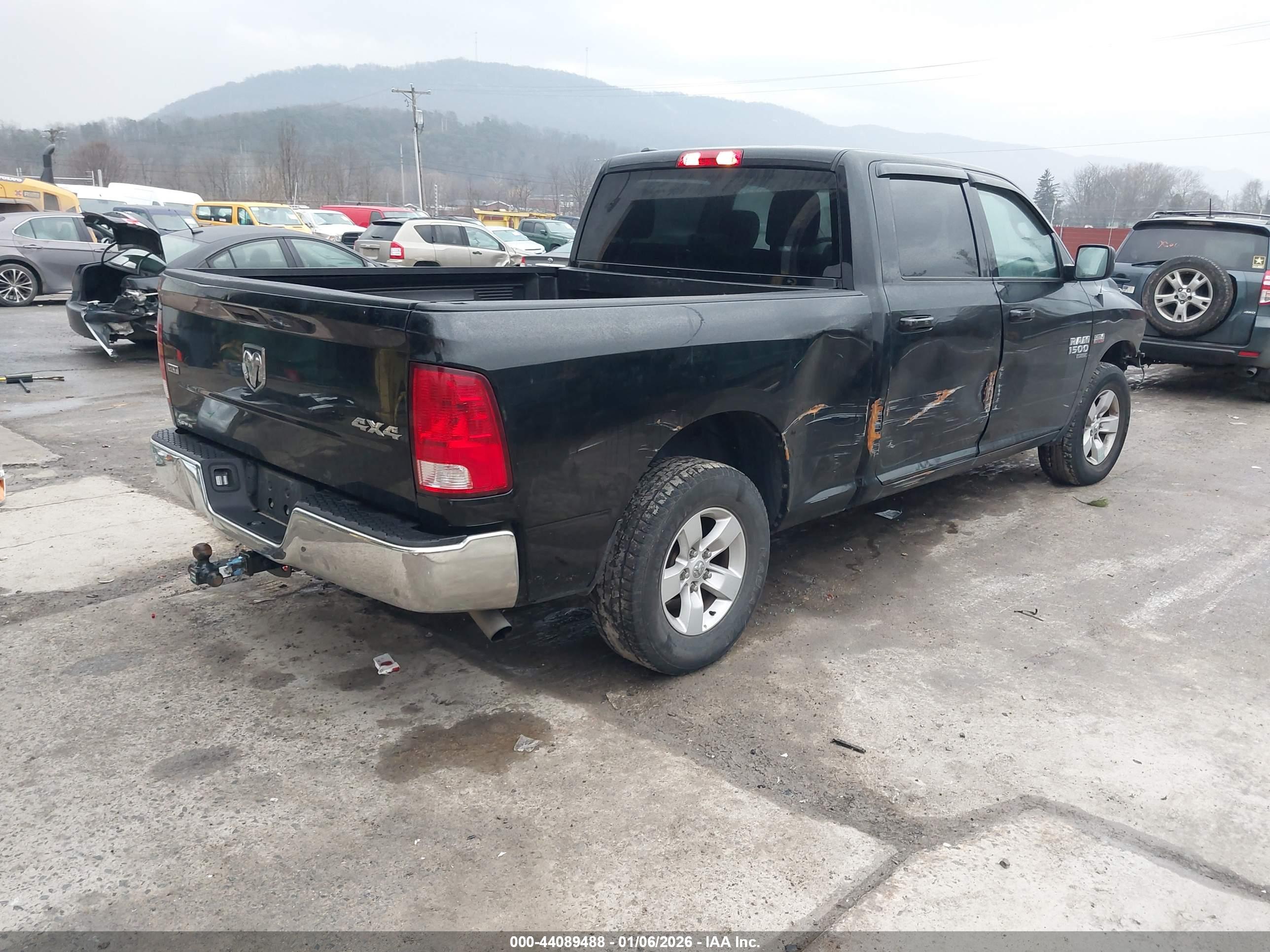RAM 1500 image 4