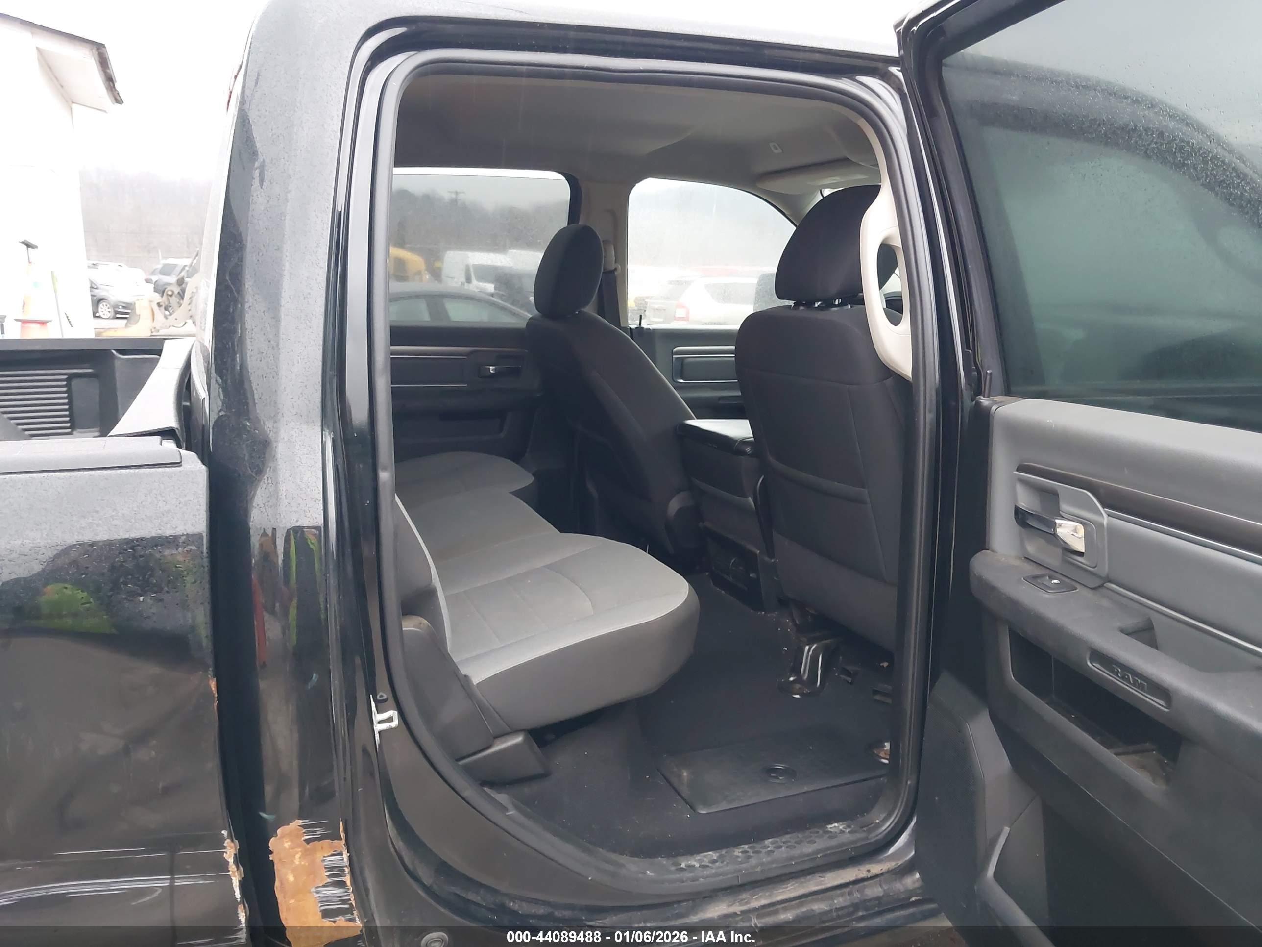 RAM 1500 image 8