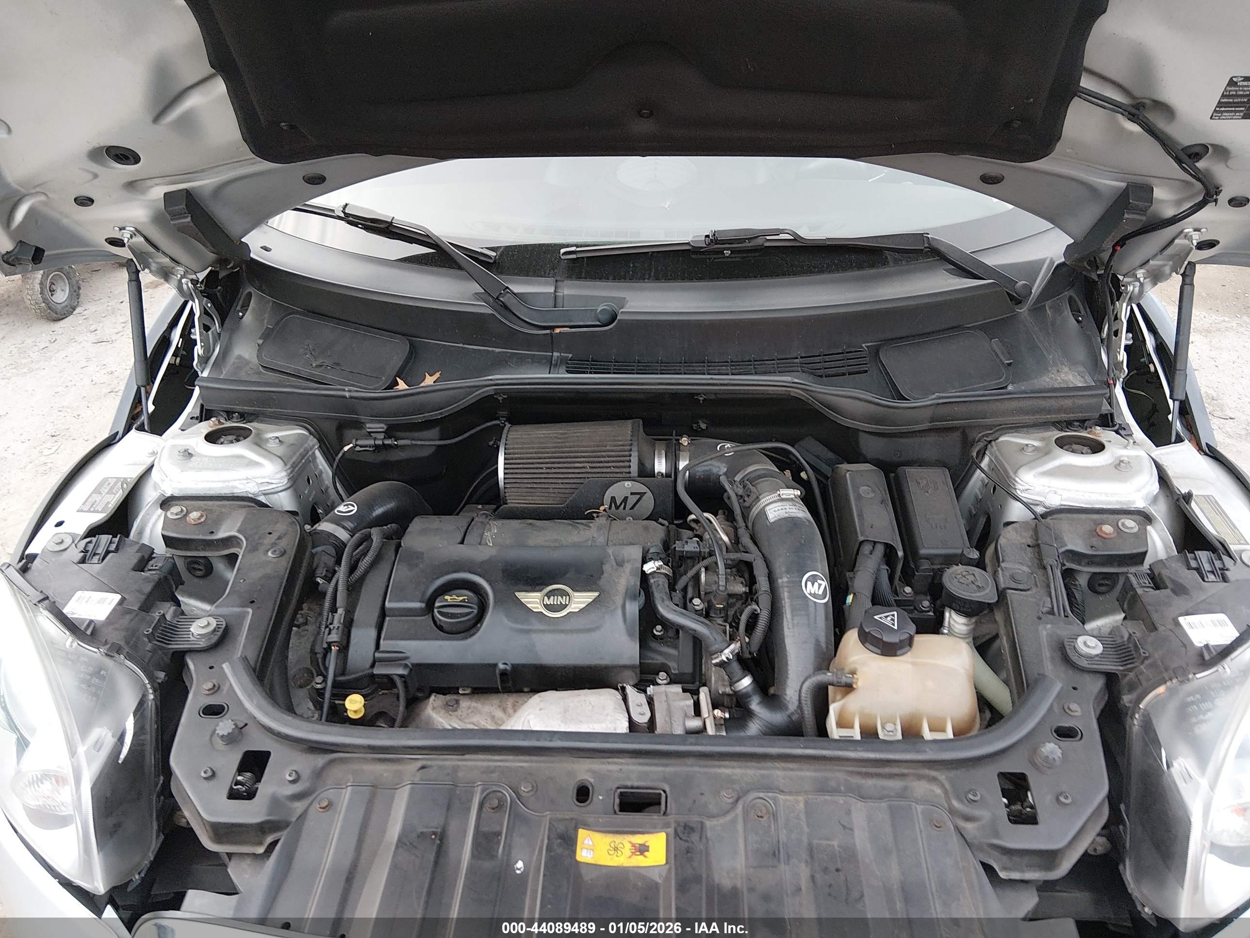 MINI COUNTRYMAN image 10