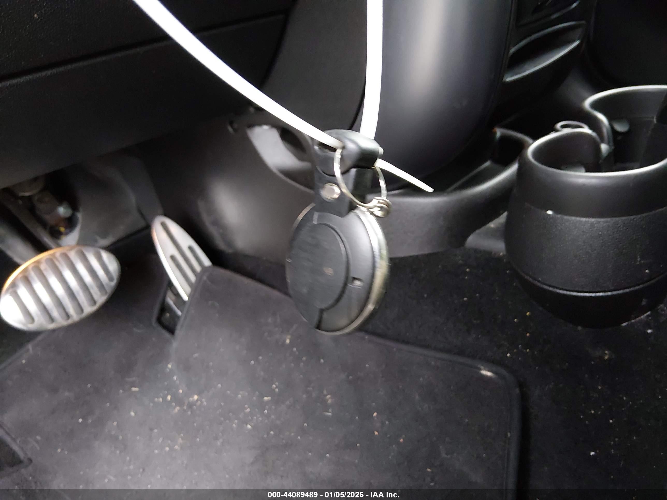MINI COUNTRYMAN image 11