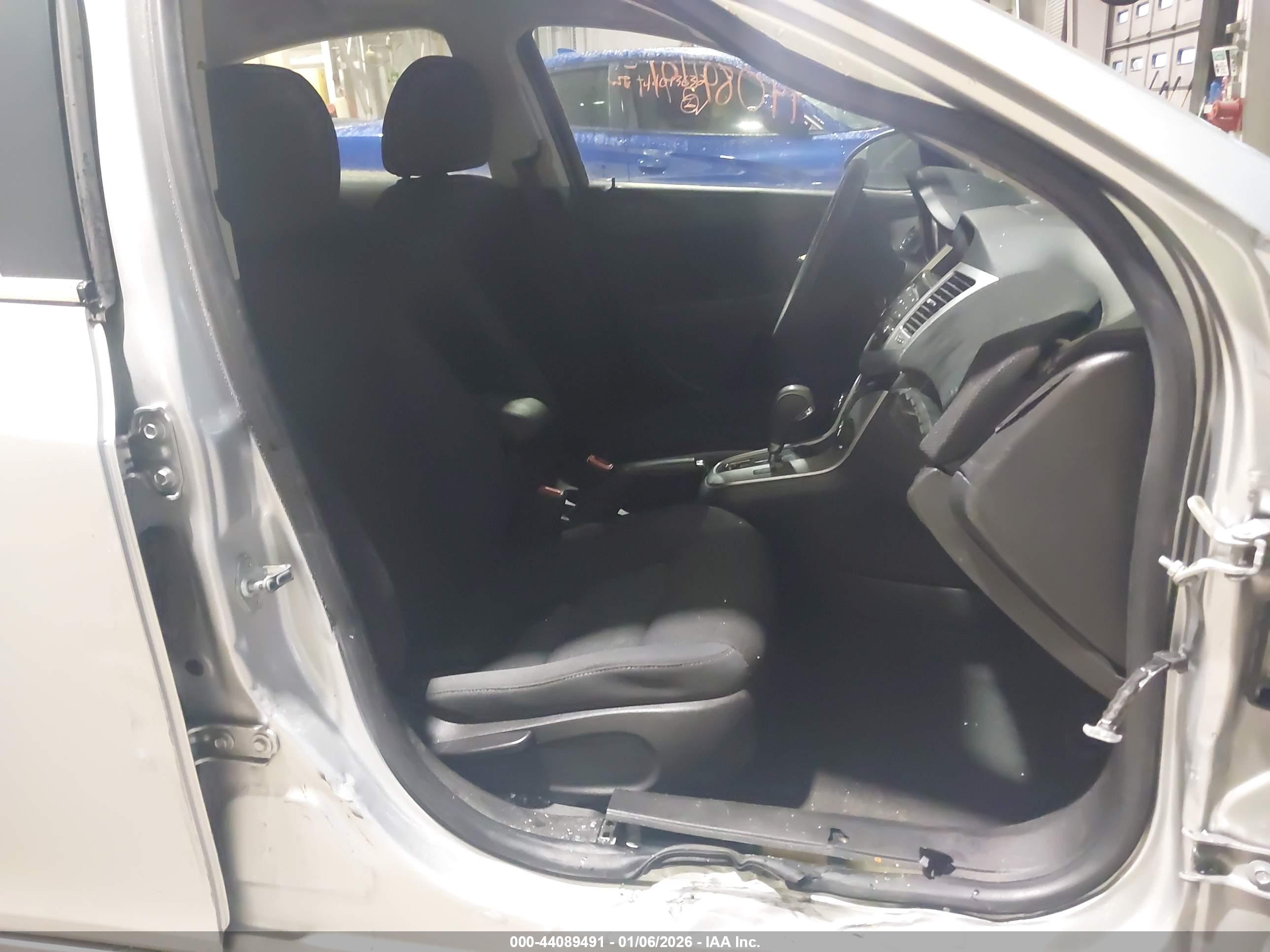 CHEVROLET CRUZE image 5