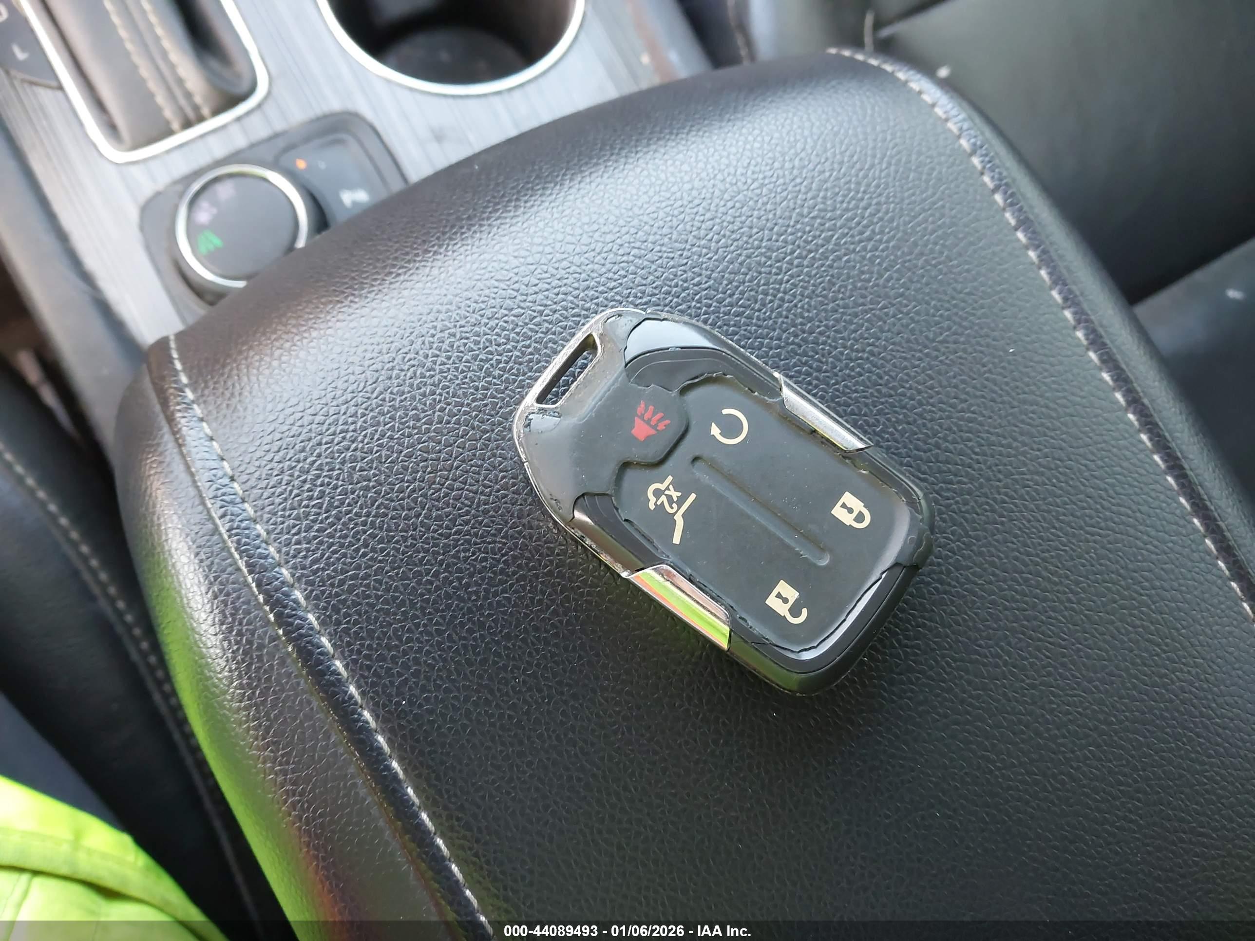 GMC ACADIA image 11