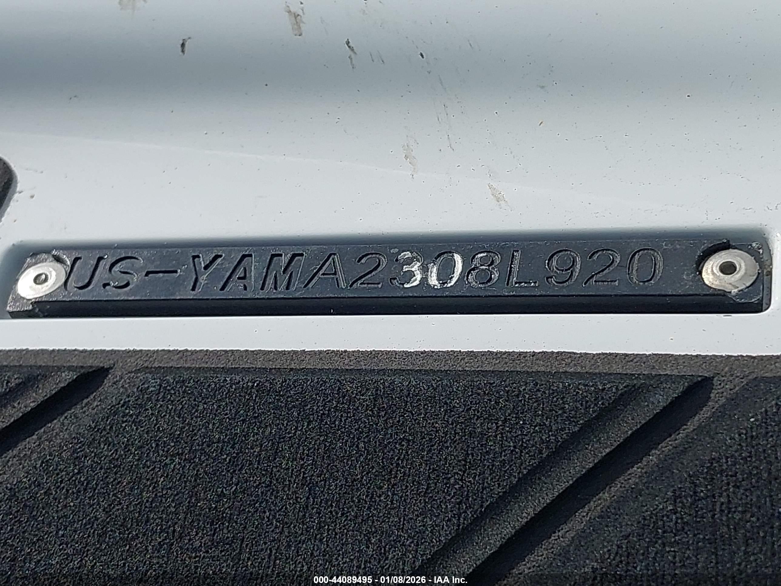 YAMAHA WAVERUNNER image 9