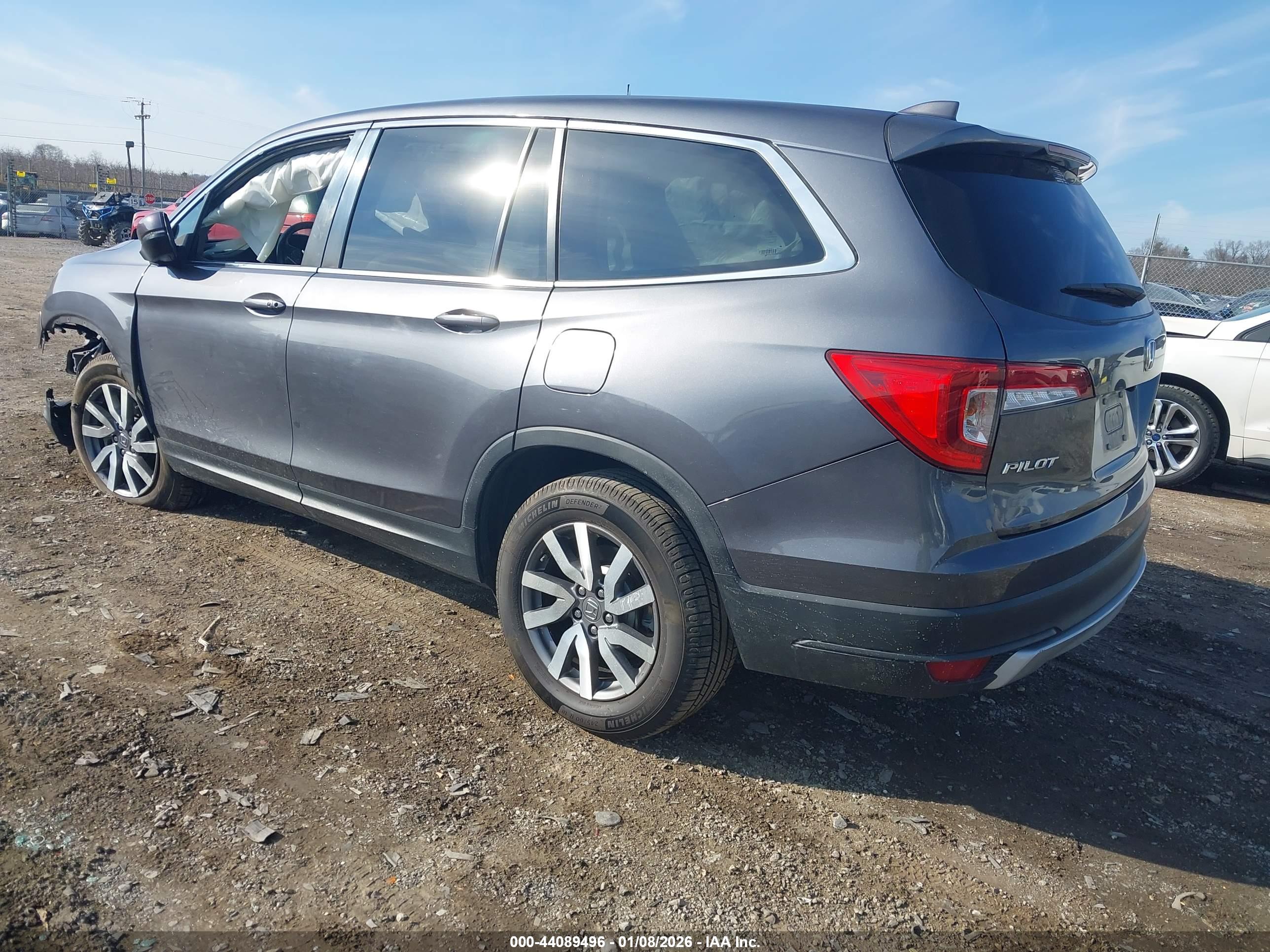 HONDA PILOT image 3