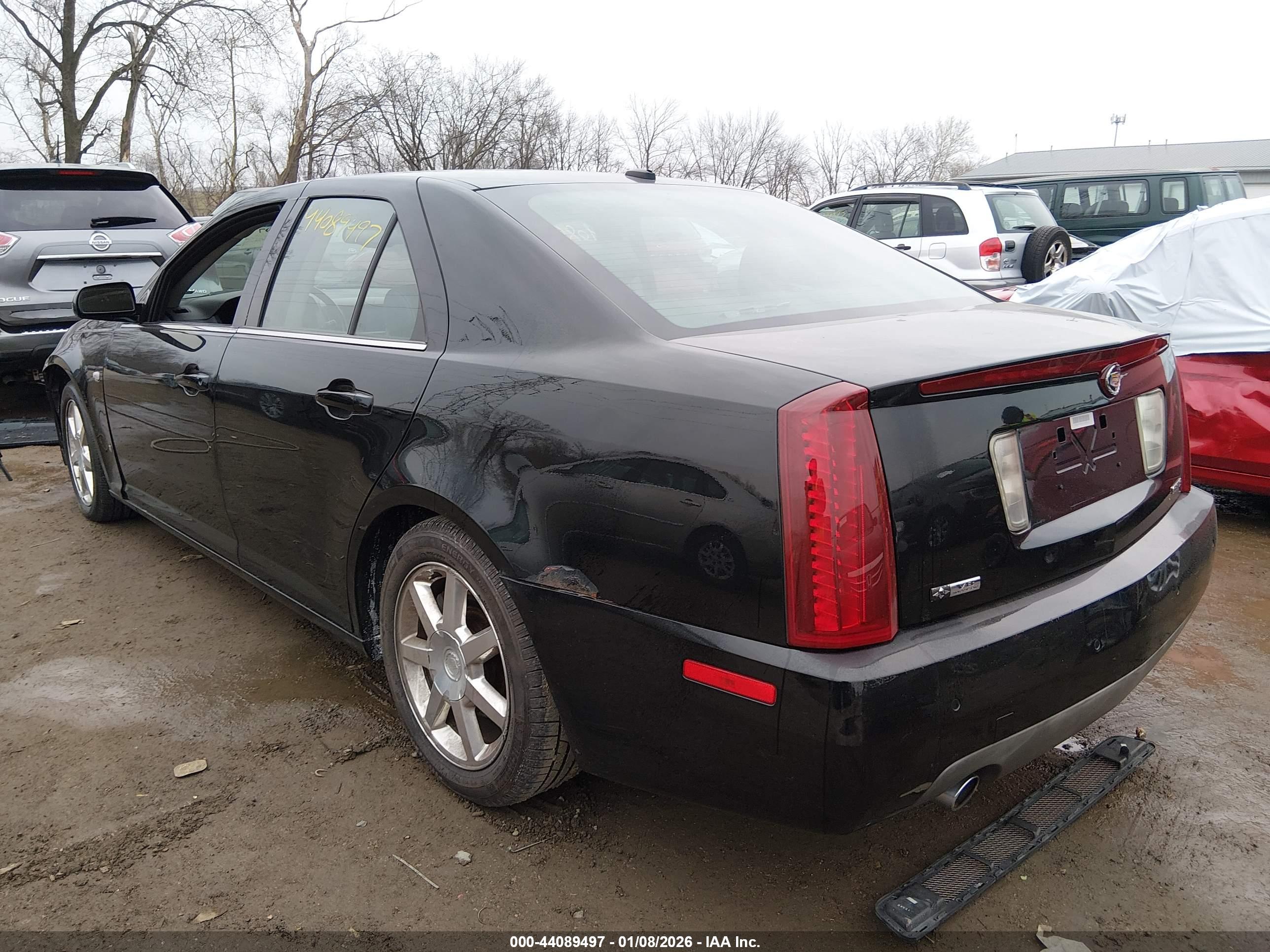CADILLAC STS image 3