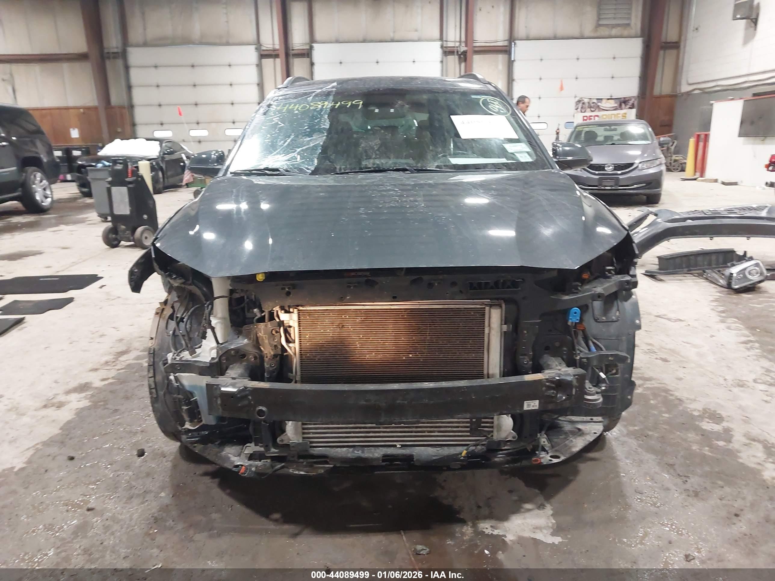 HYUNDAI KONA image 6