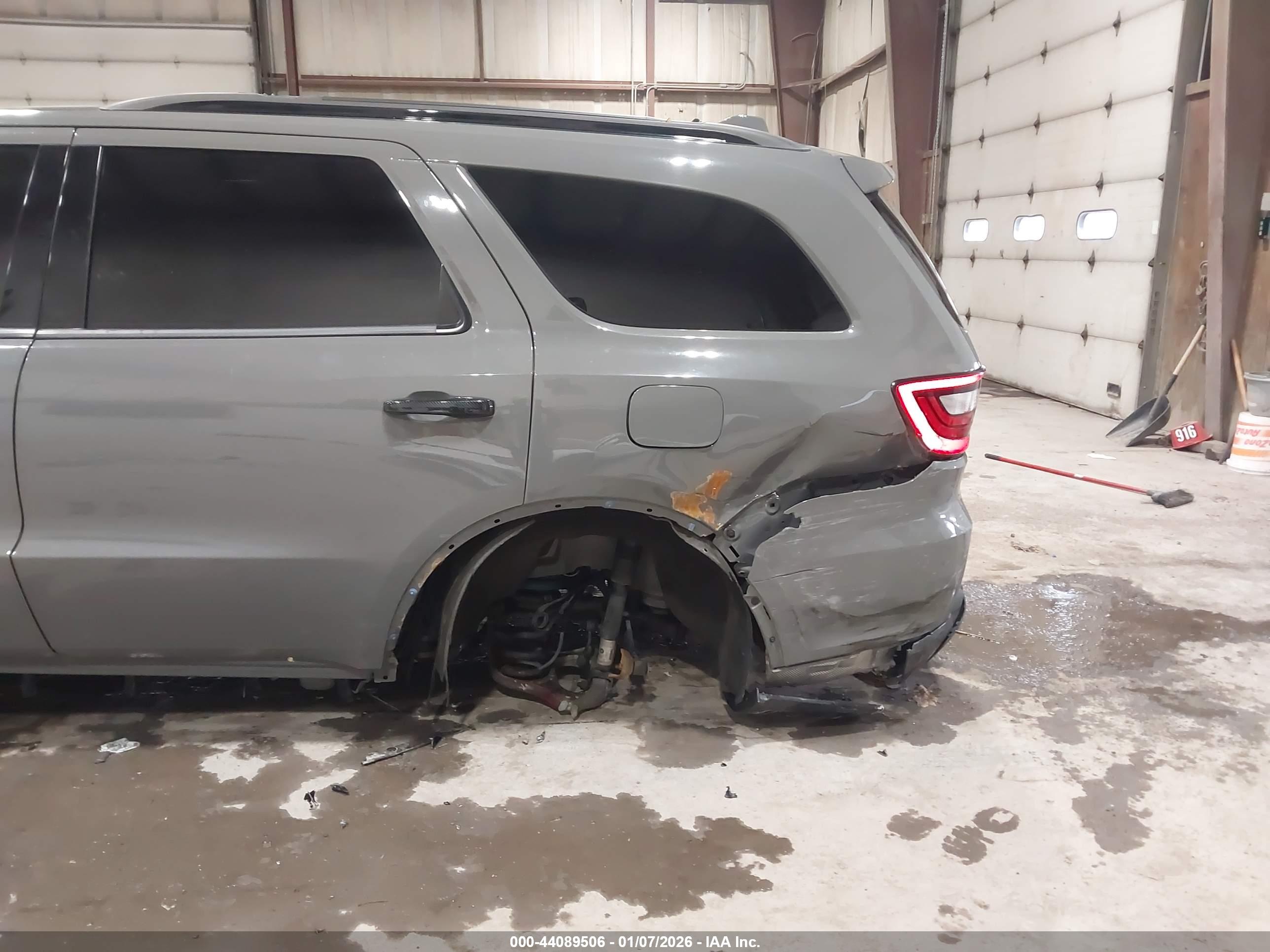 DODGE DURANGO image 6