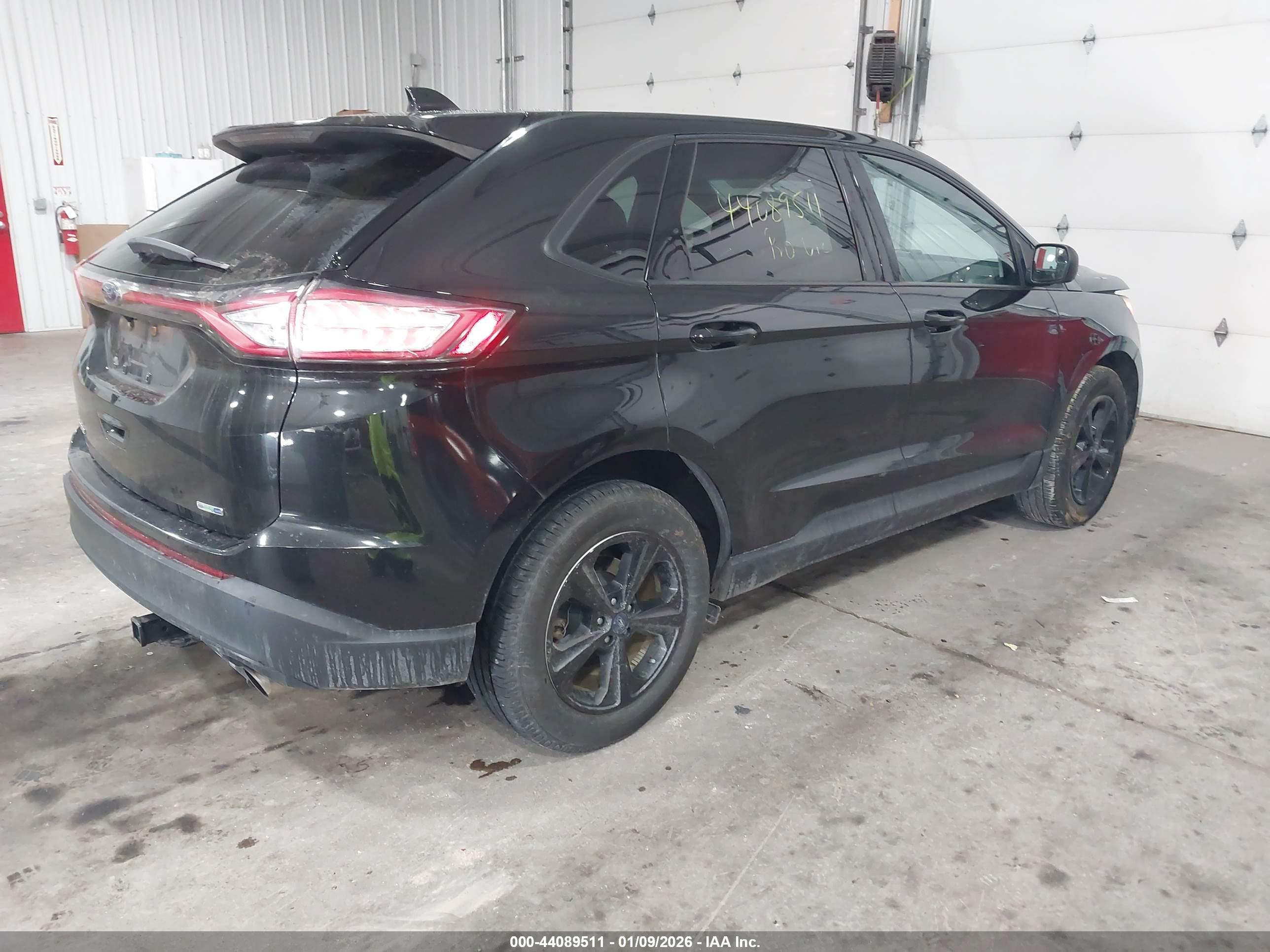 FORD EDGE image 4