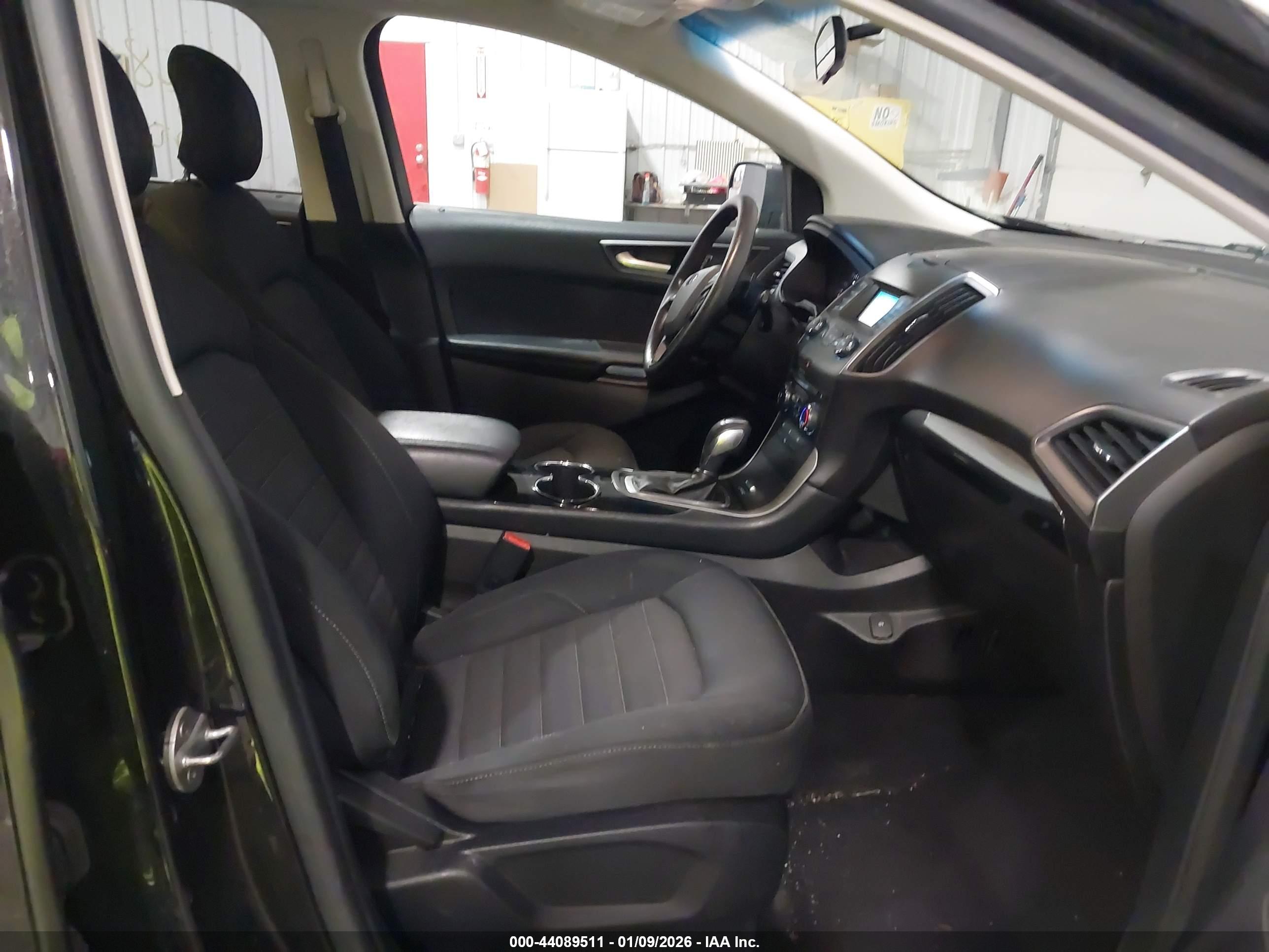 FORD EDGE image 5