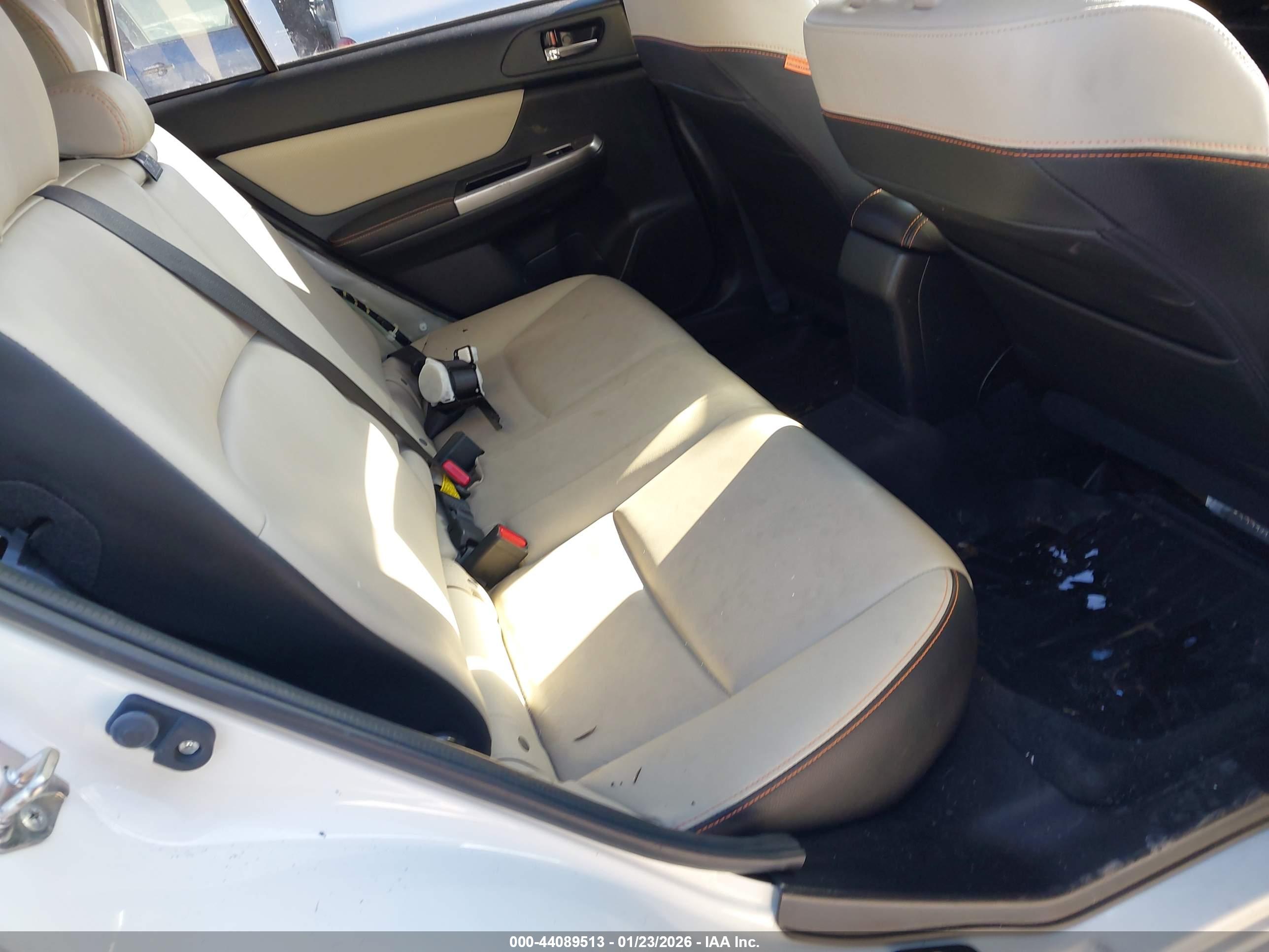 SUBARU CROSSTREK image 8