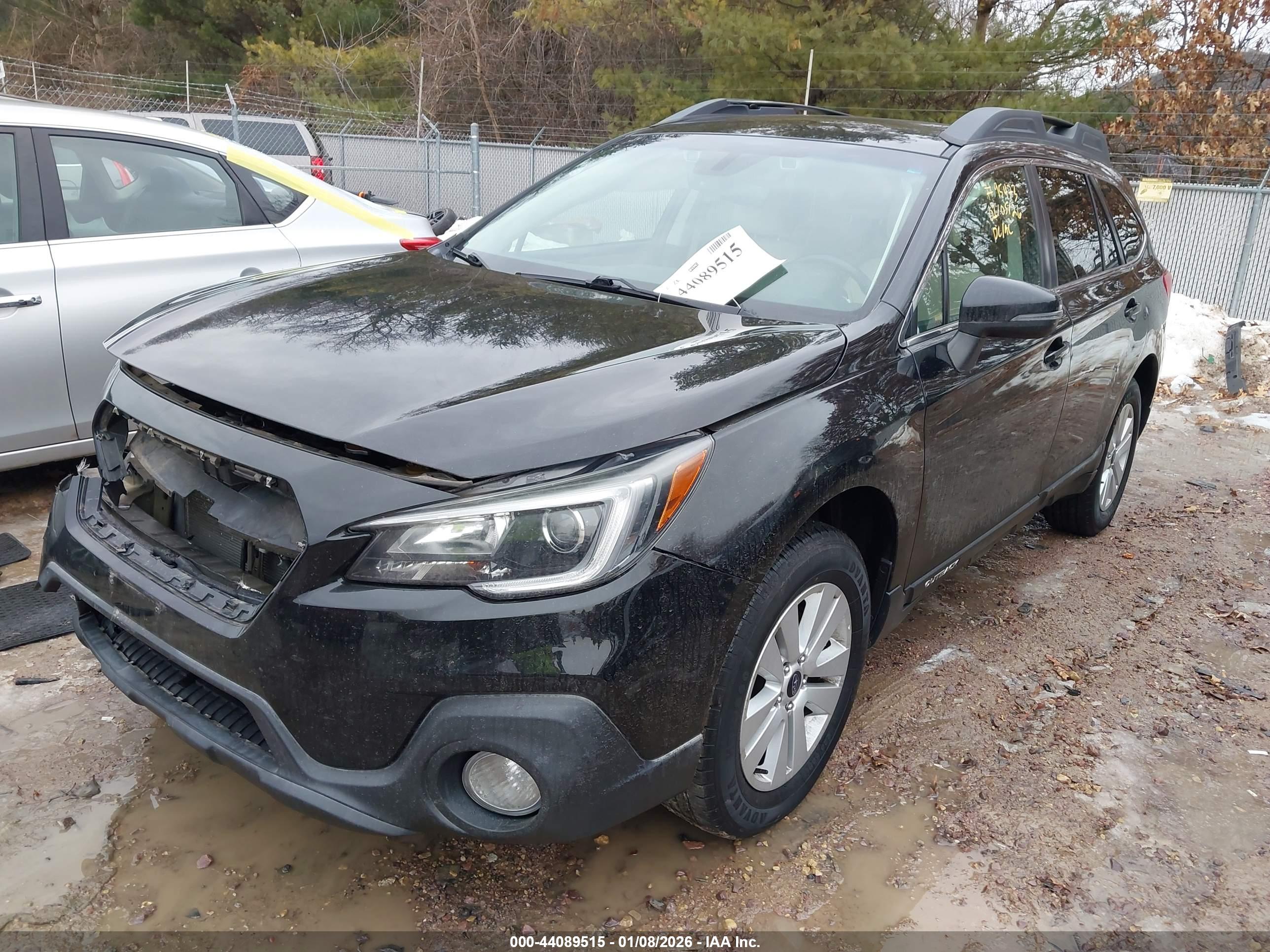 SUBARU OUTBACK image 2