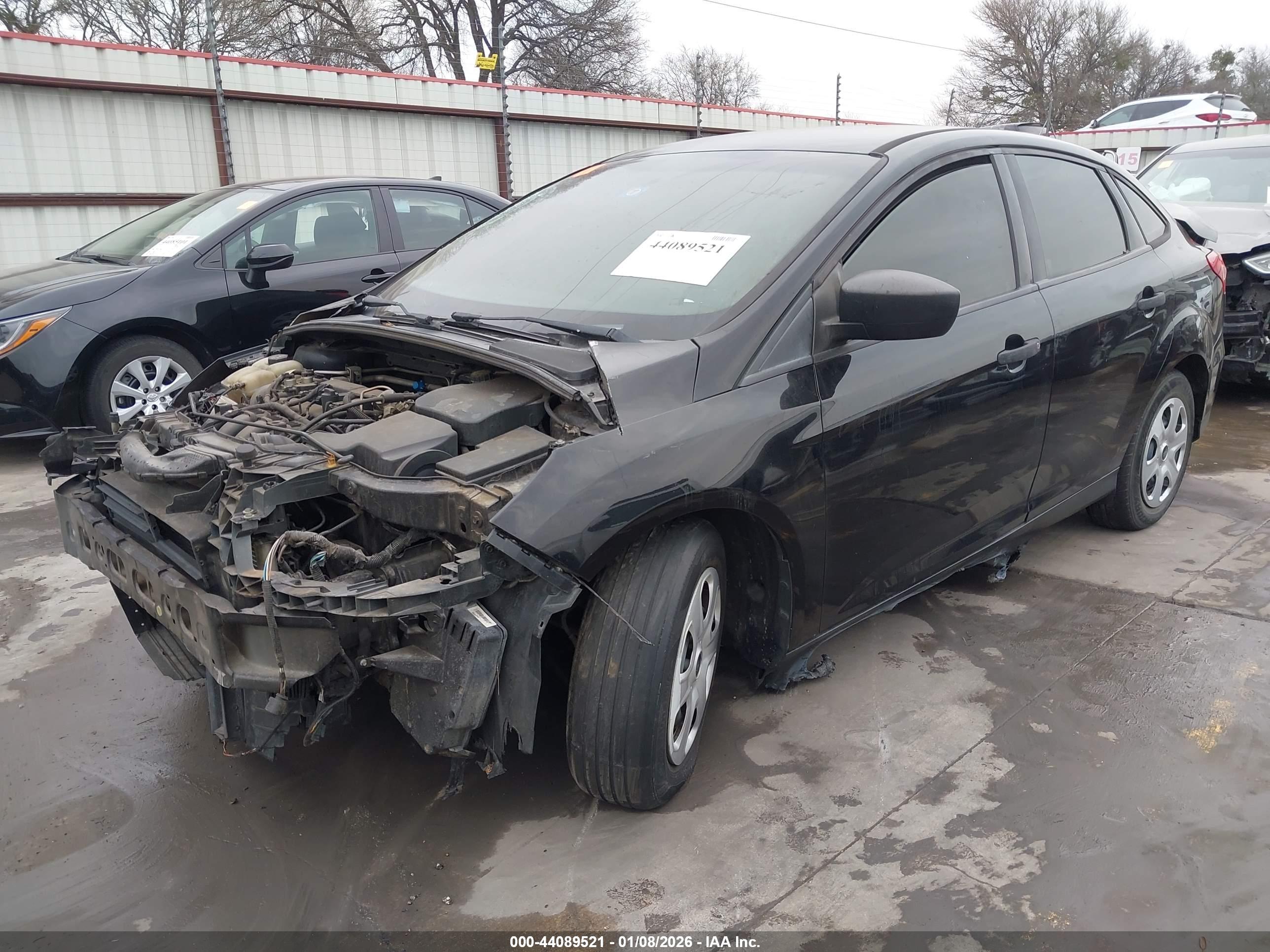 FORD FOCUS image 2