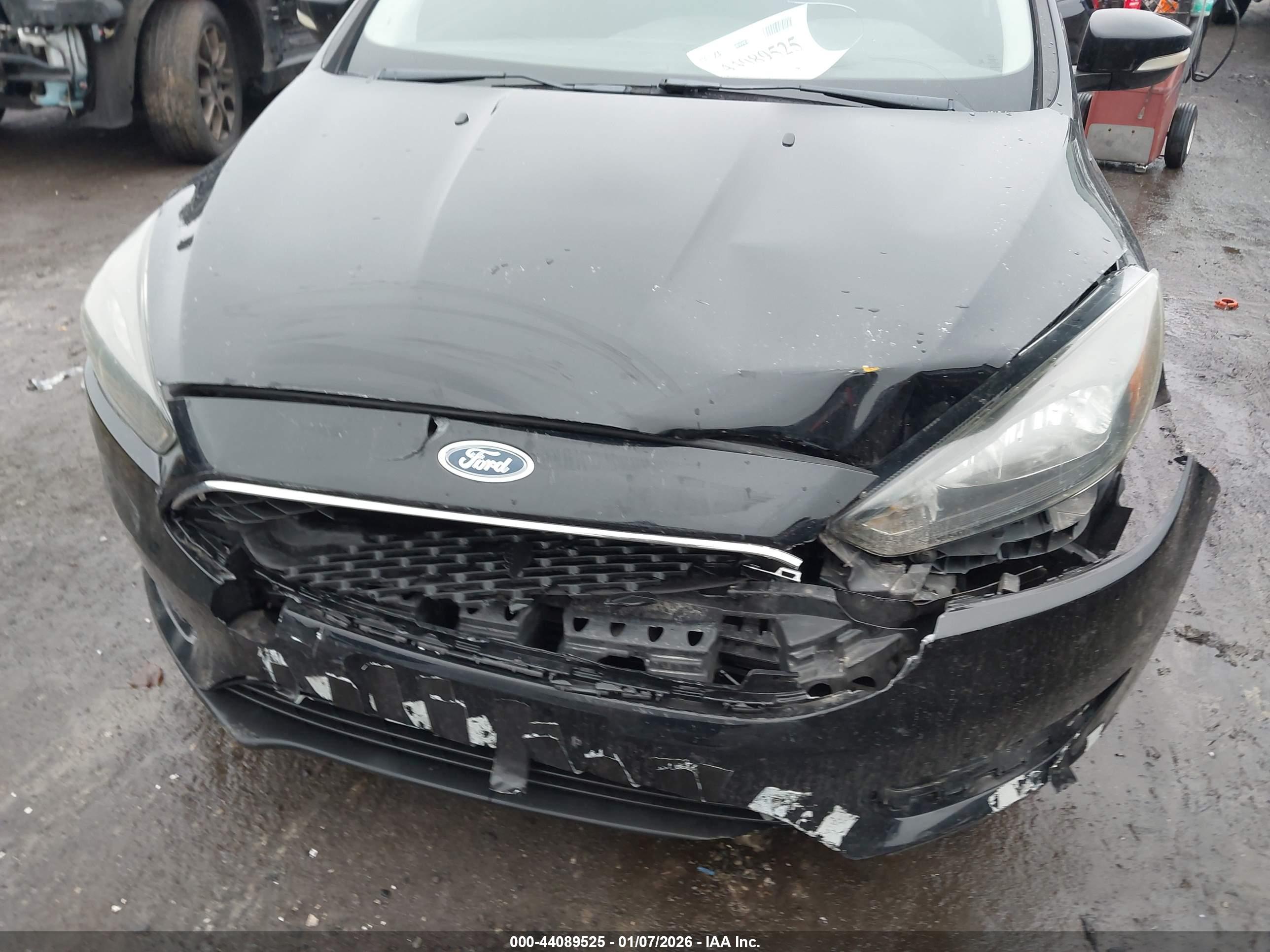 FORD FOCUS image 6