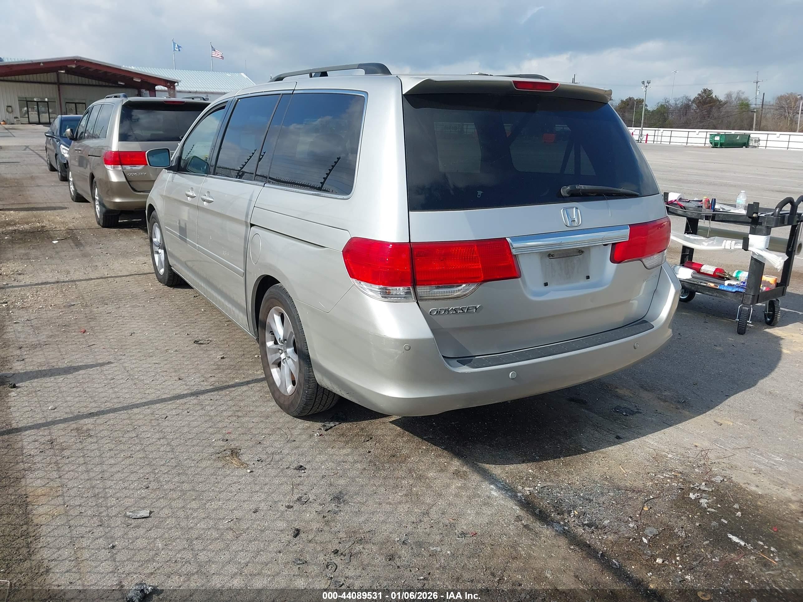 HONDA ODYSSEY image 3