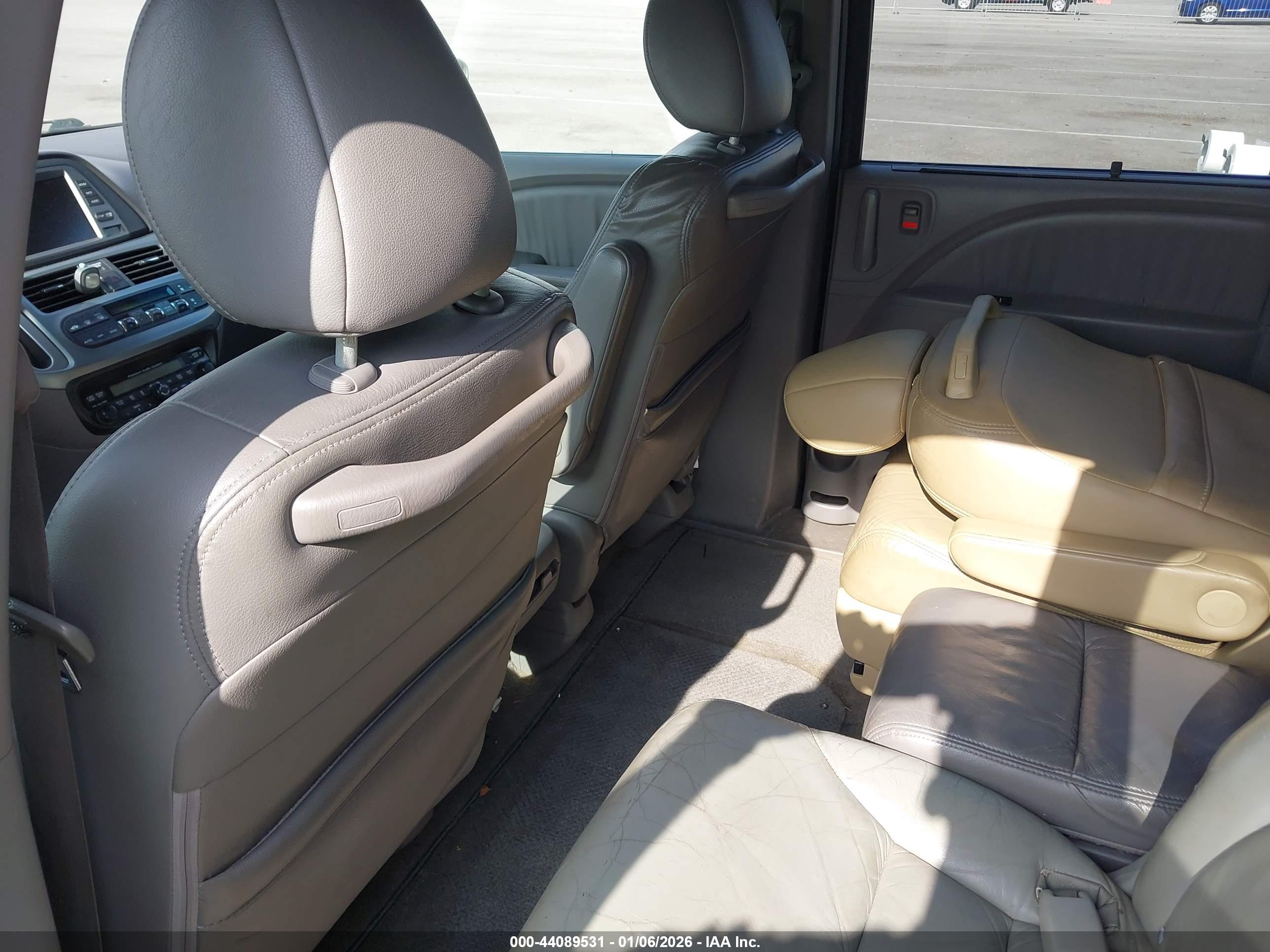 HONDA ODYSSEY image 8
