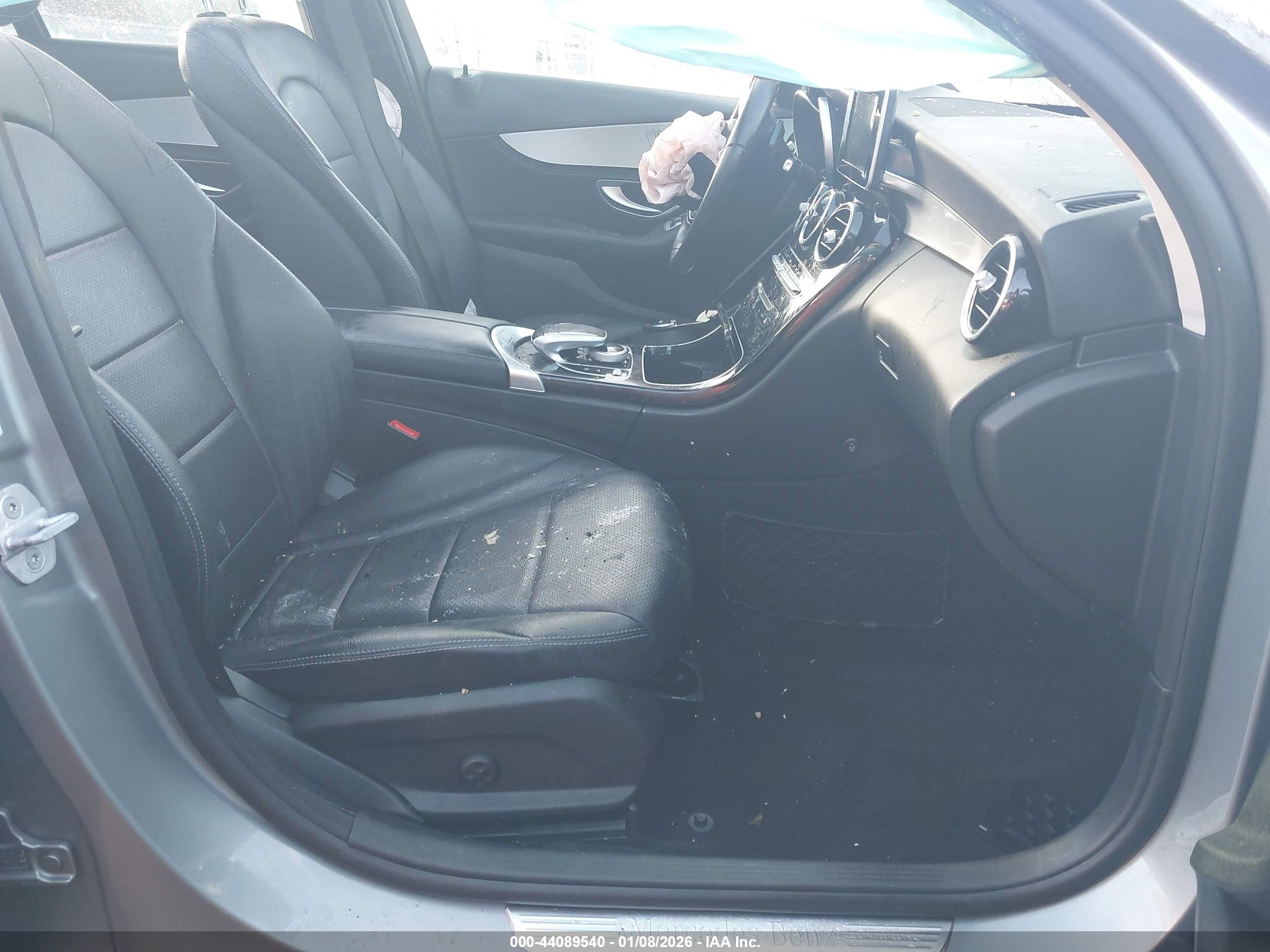 MERCEDES-BENZ C image 5