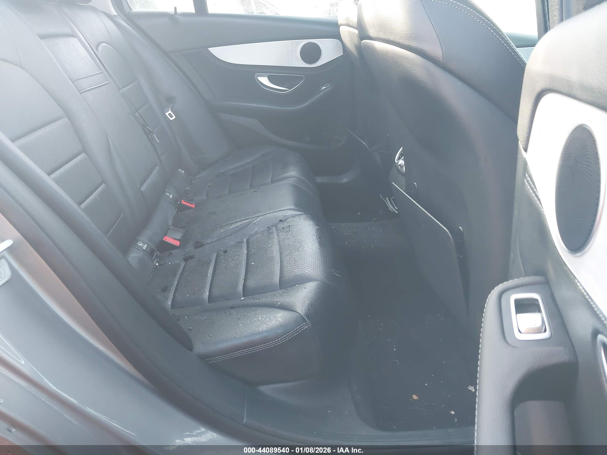 MERCEDES-BENZ C image 8