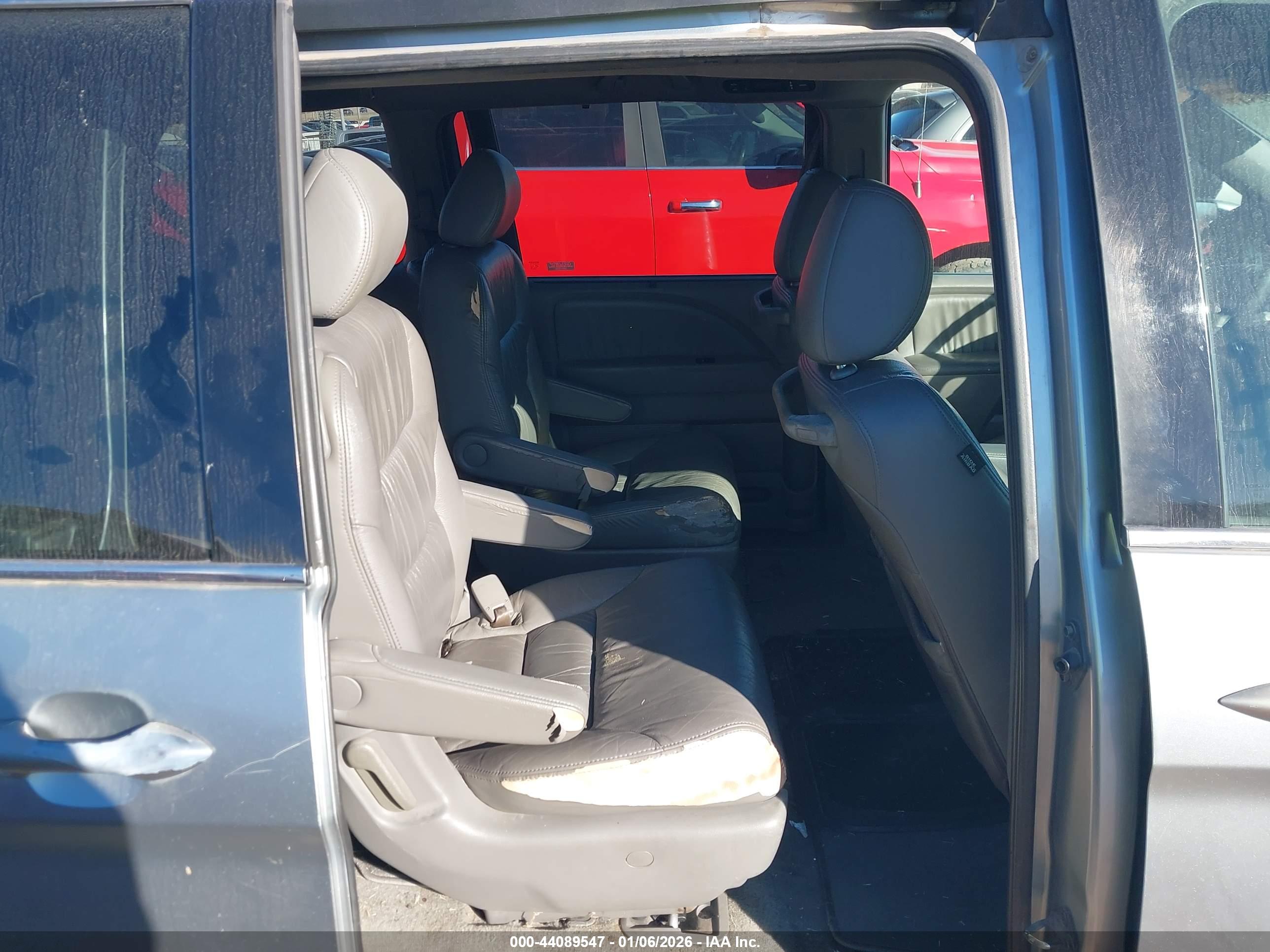 HONDA ODYSSEY image 8