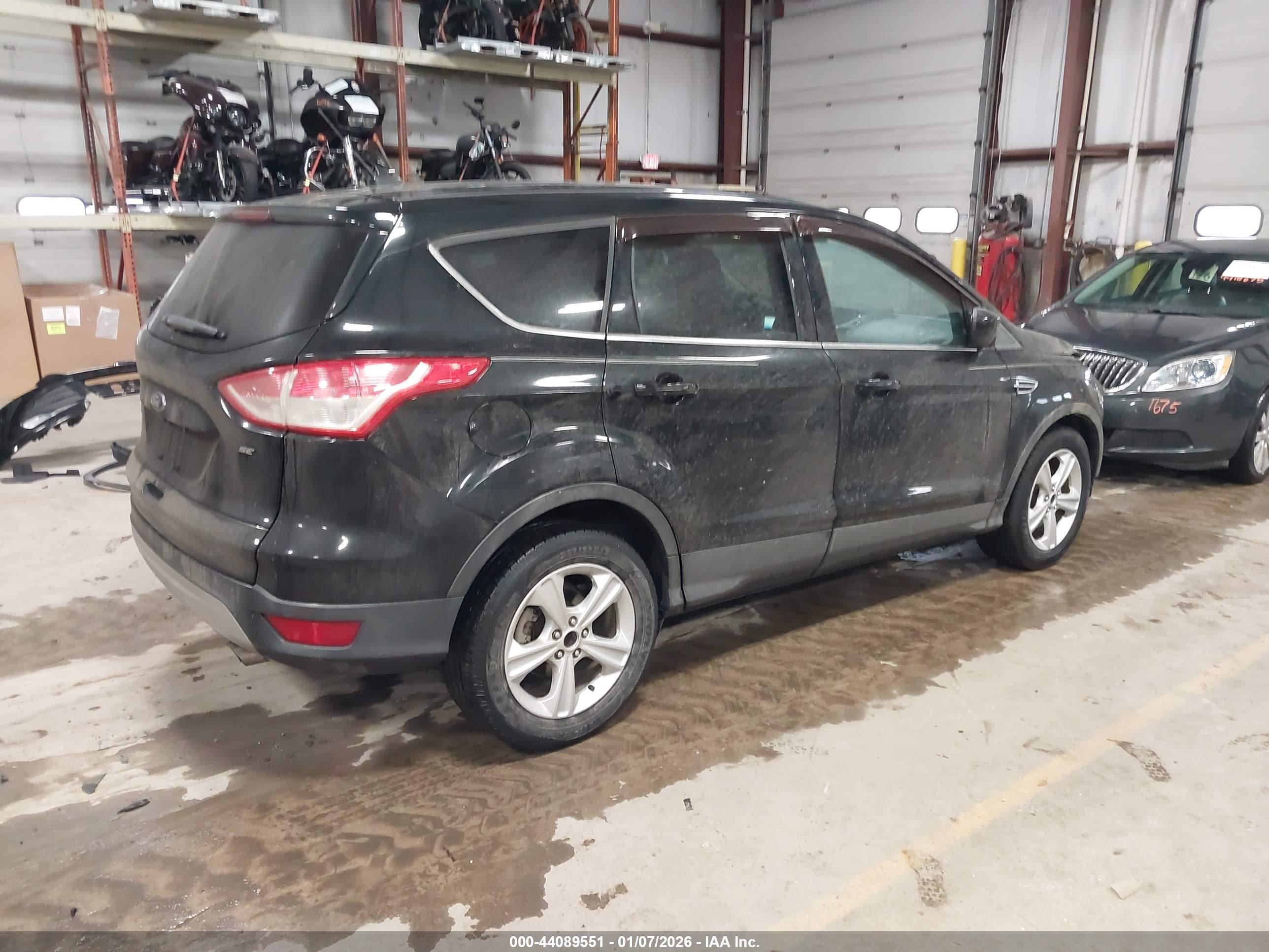 FORD ESCAPE image 4