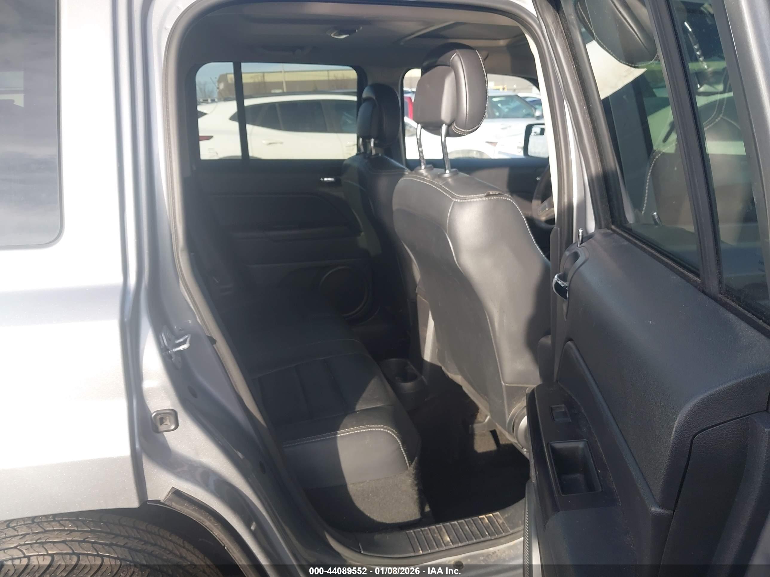 JEEP PATRIOT image 8