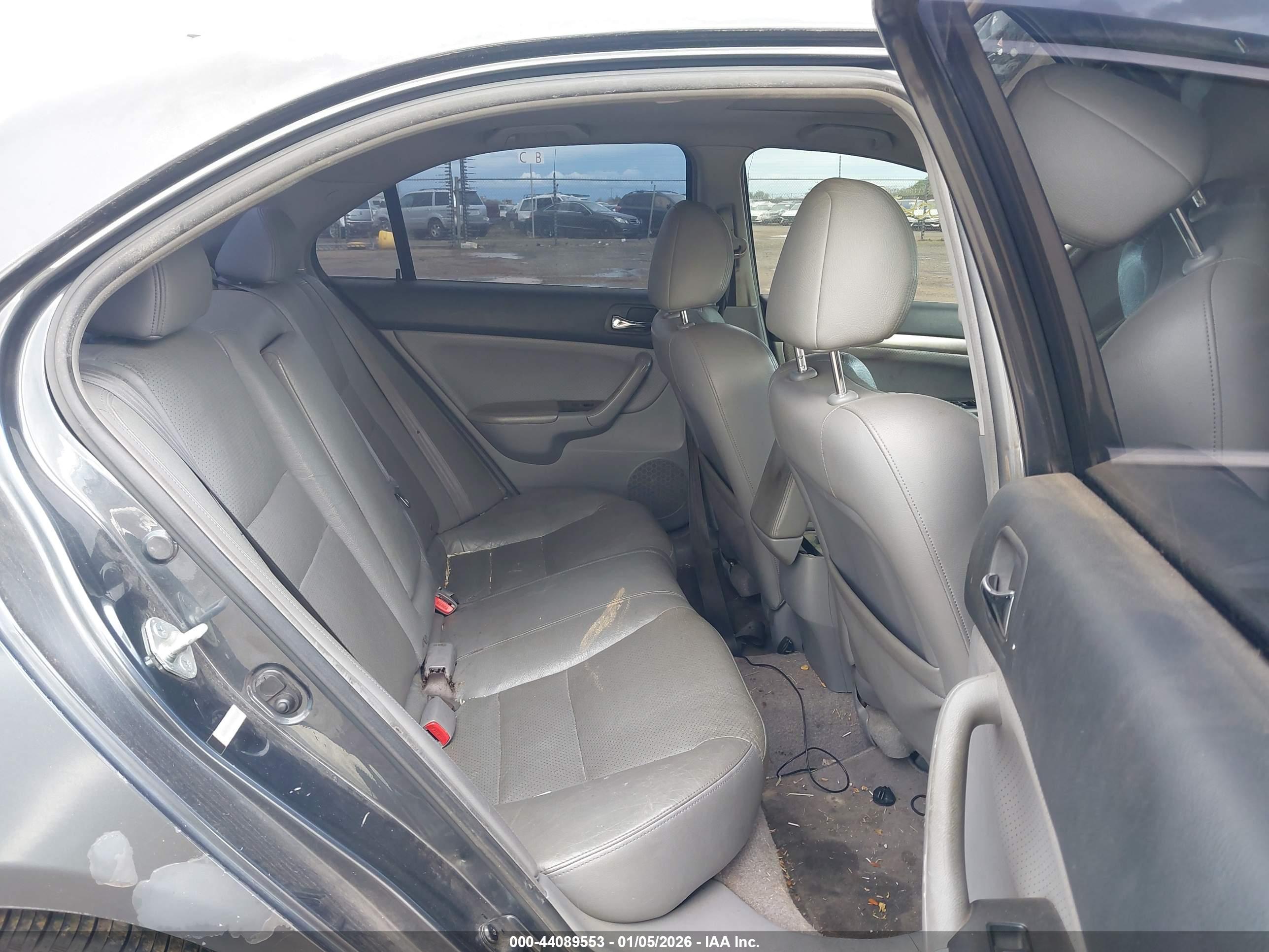 ACURA TSX image 8
