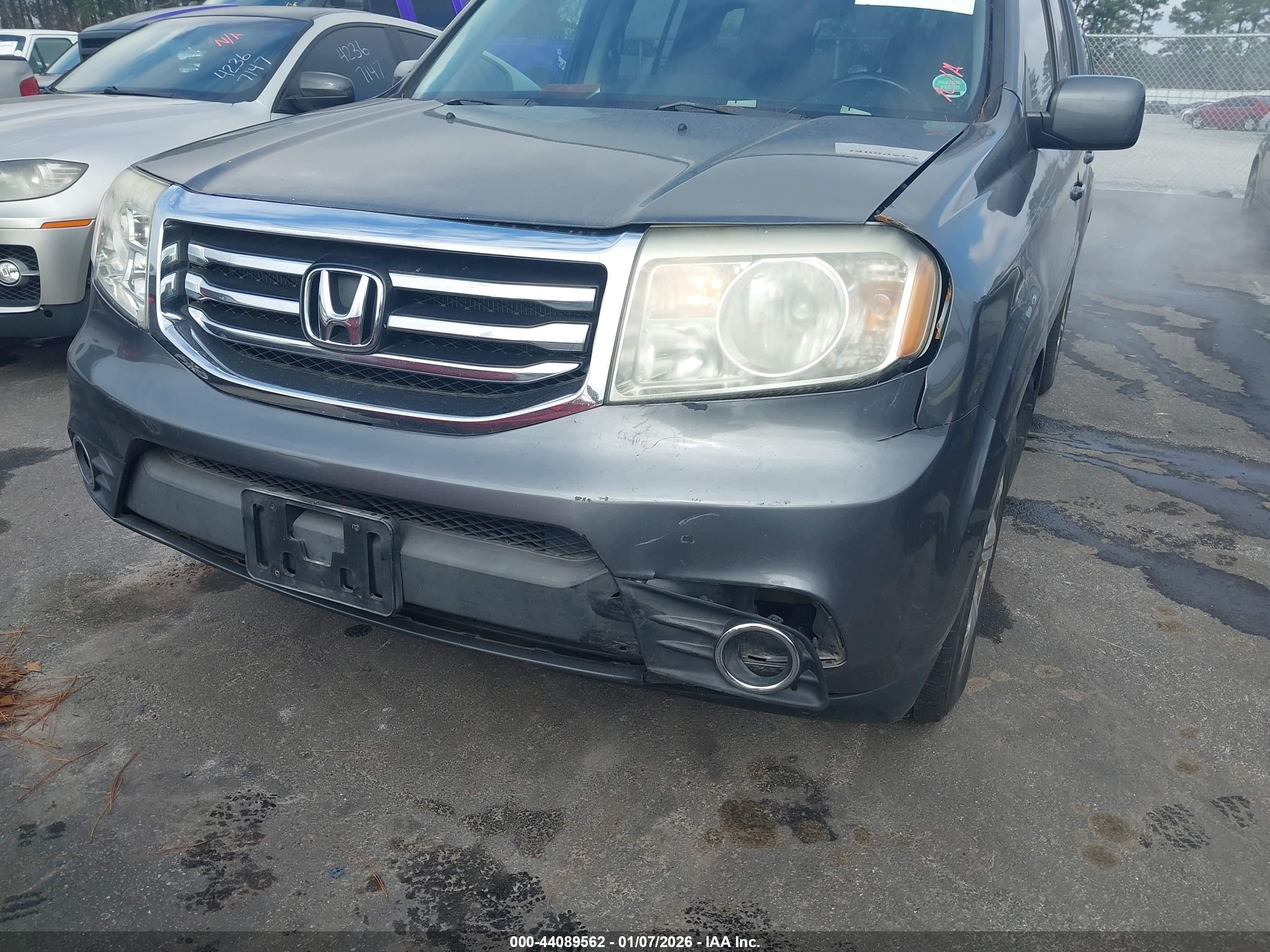 HONDA PILOT image 6