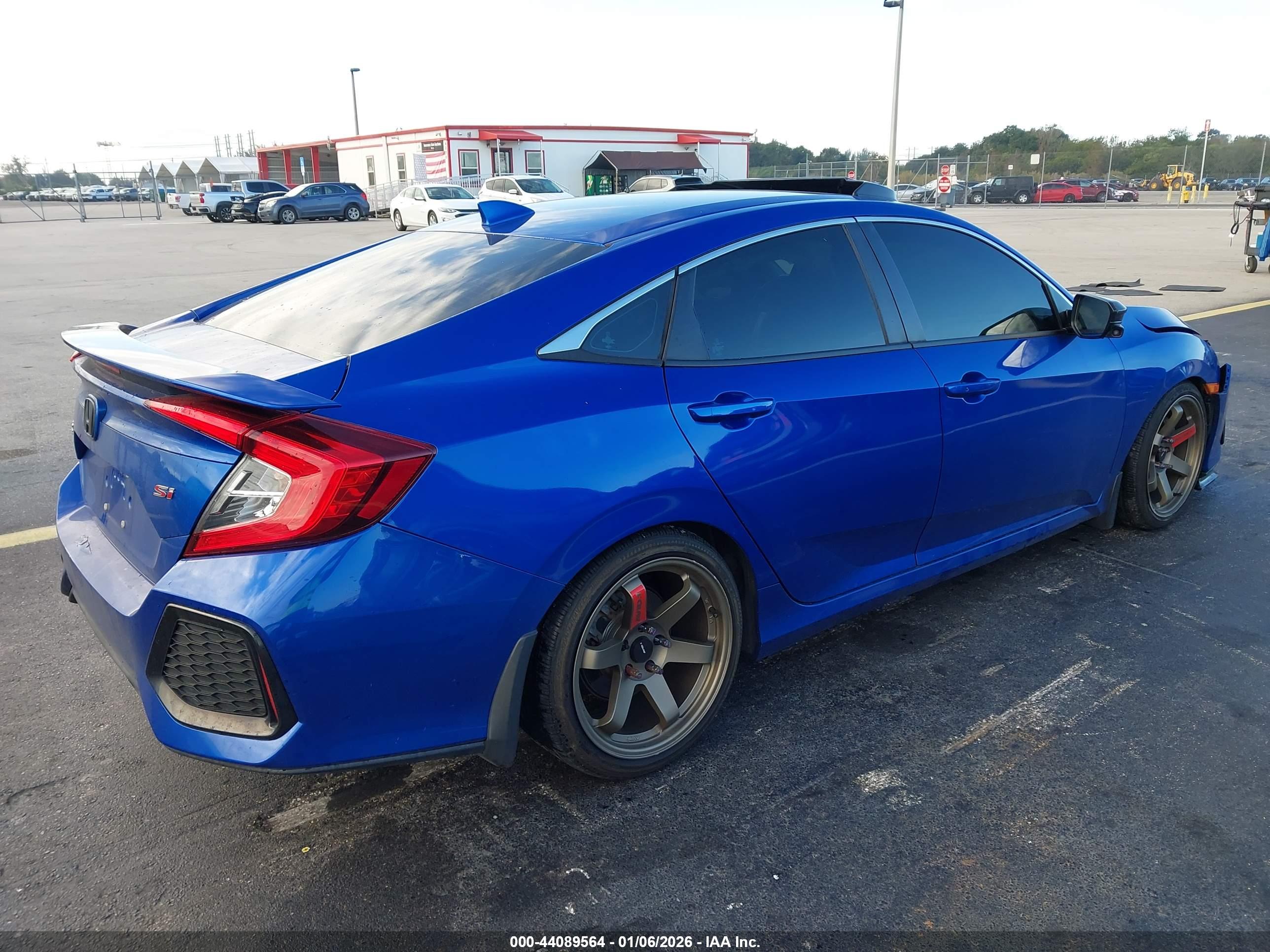 HONDA CIVIC image 4