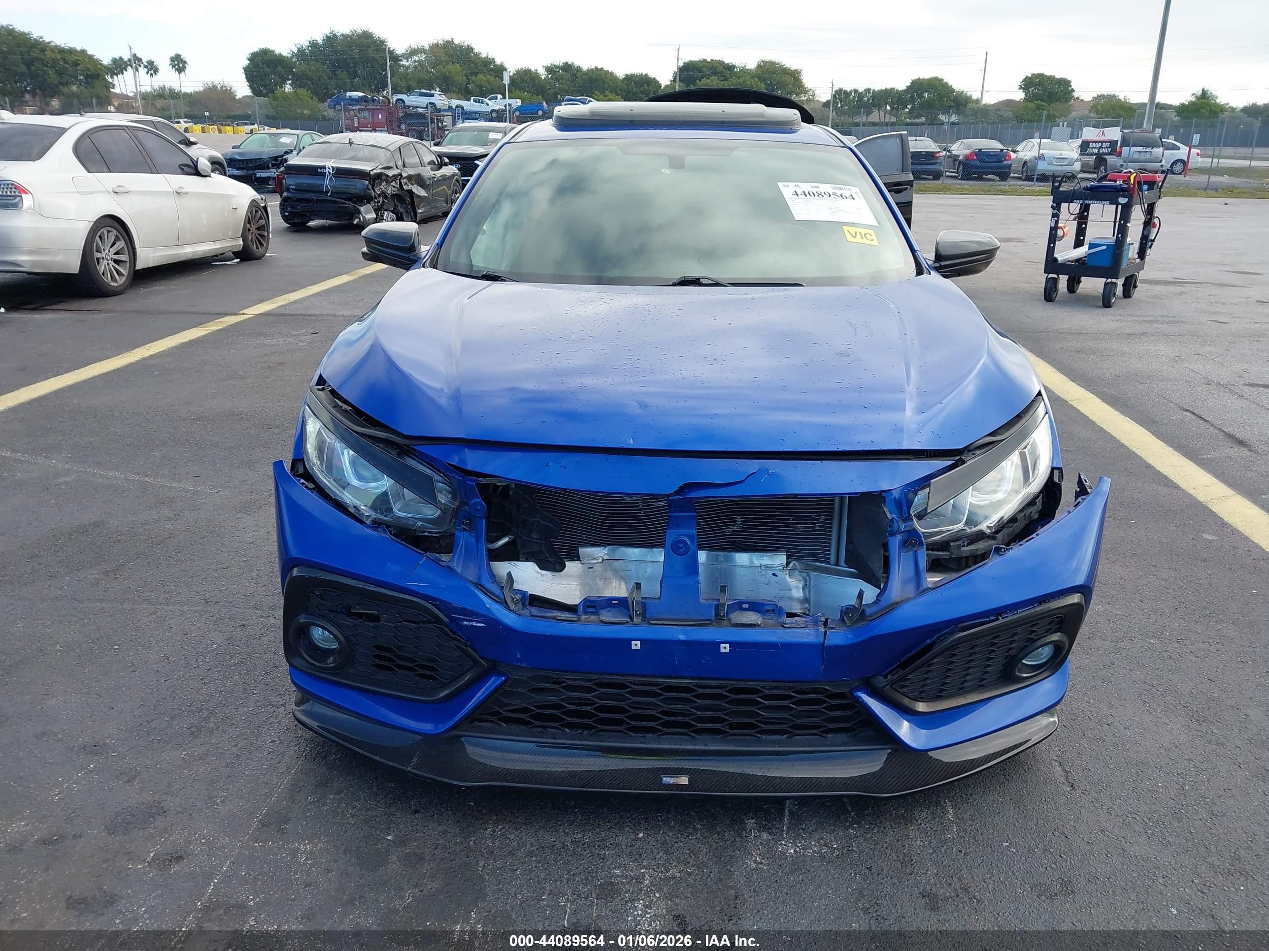 HONDA CIVIC image 6
