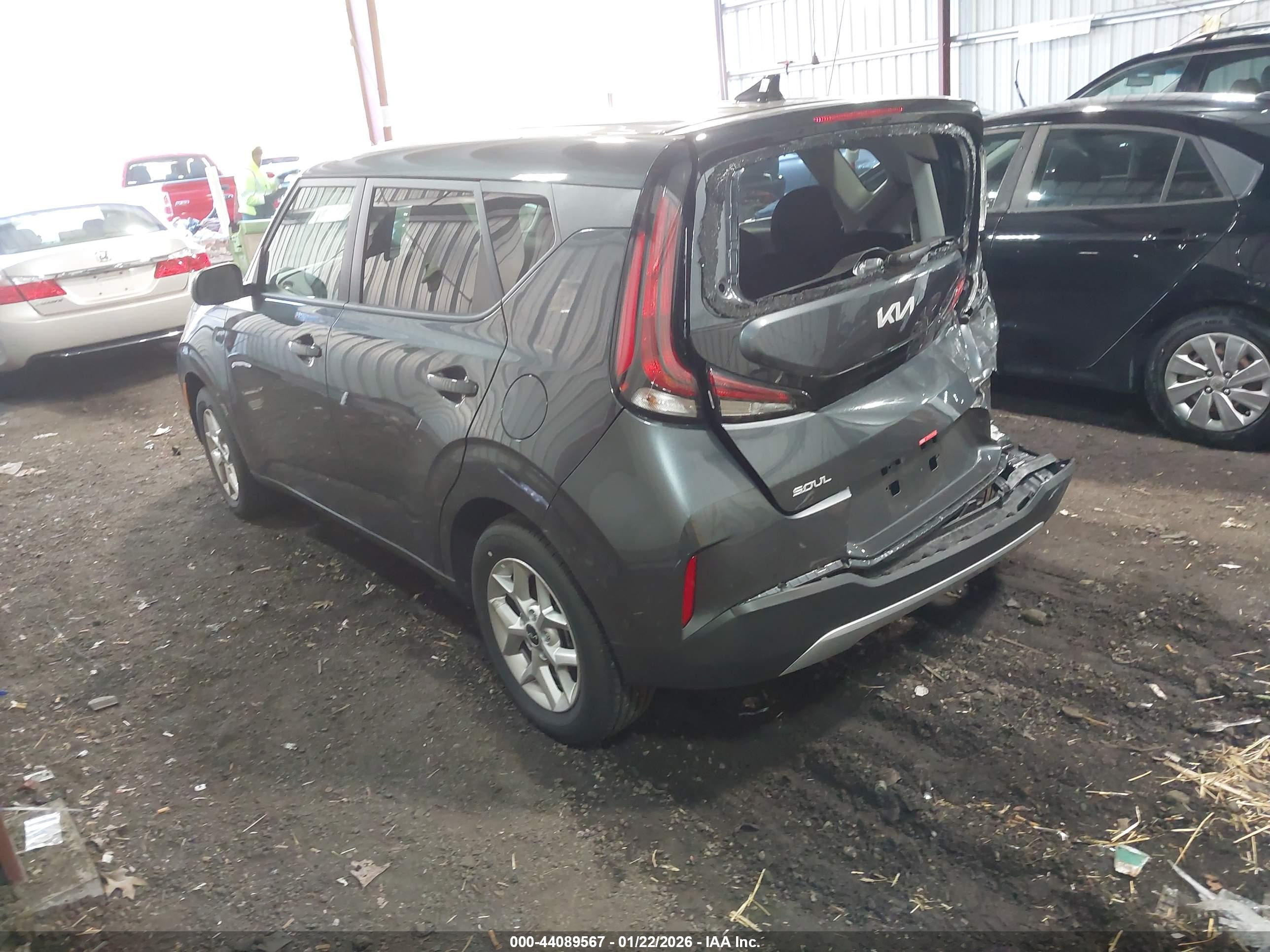 KIA SOUL image 3