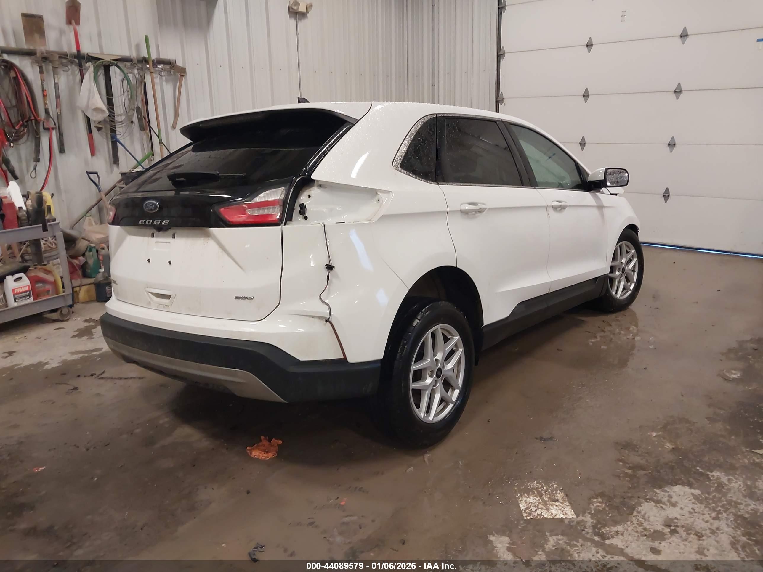 FORD EDGE image 4