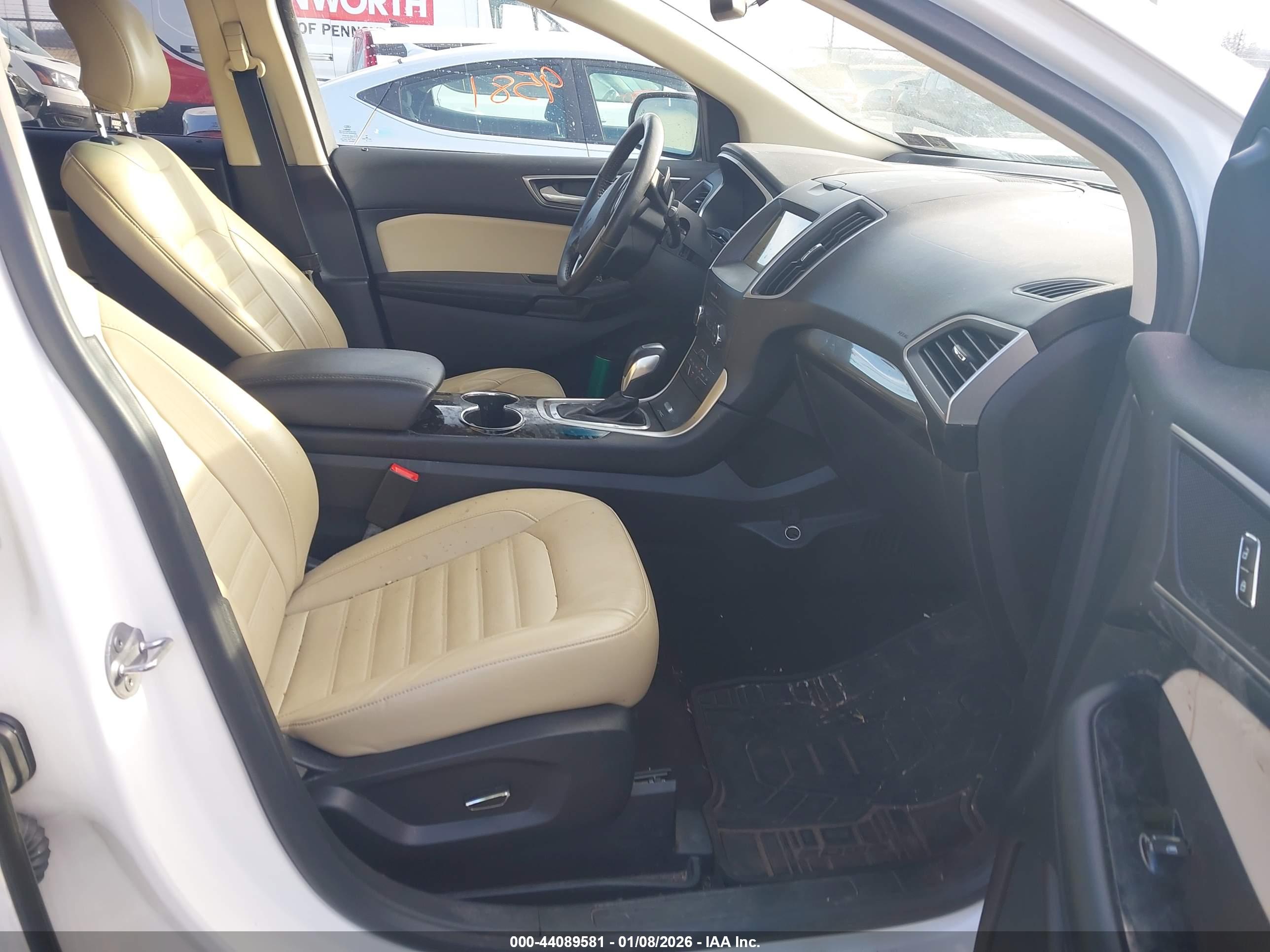 FORD EDGE image 5