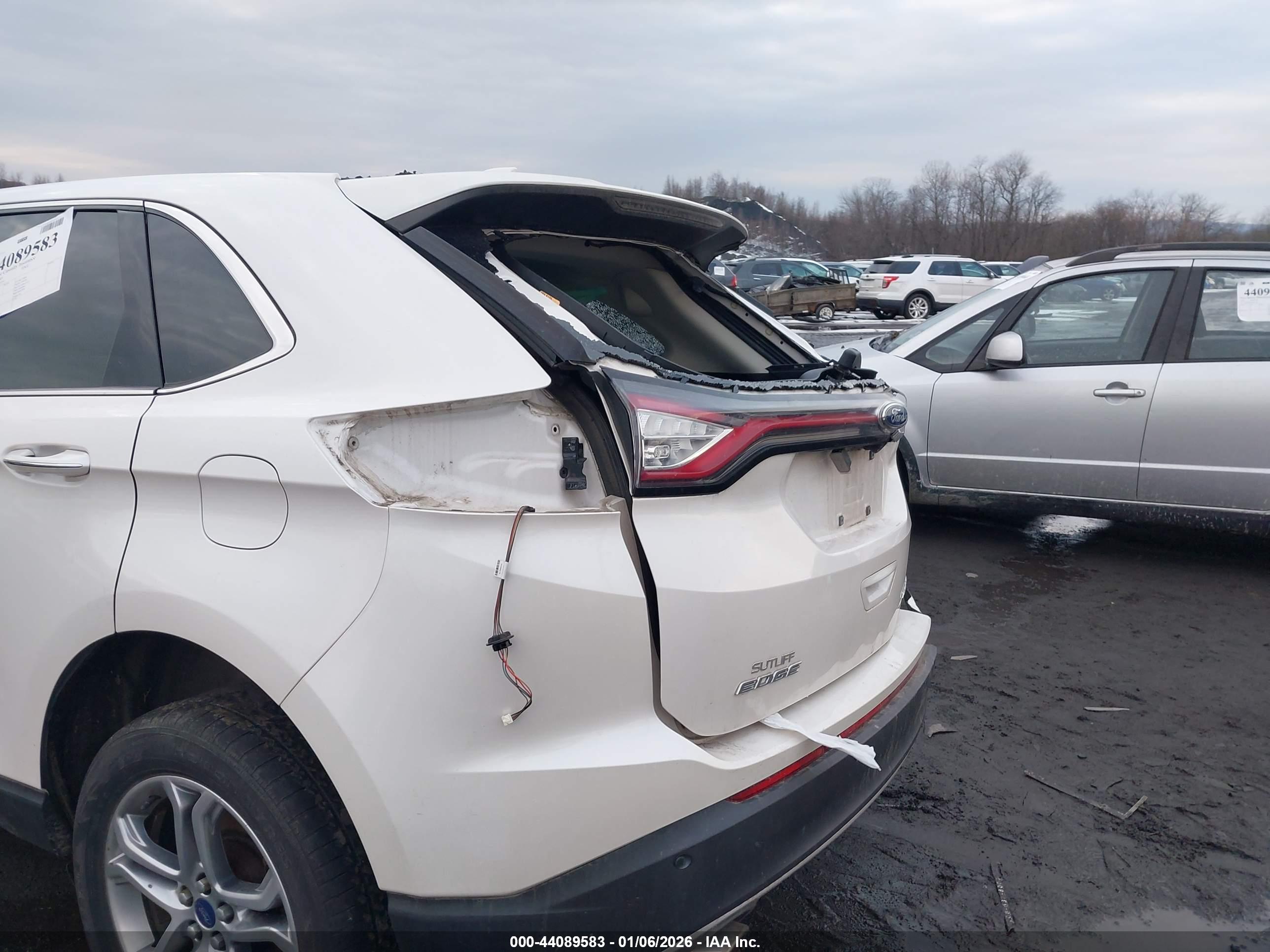 FORD EDGE image 6