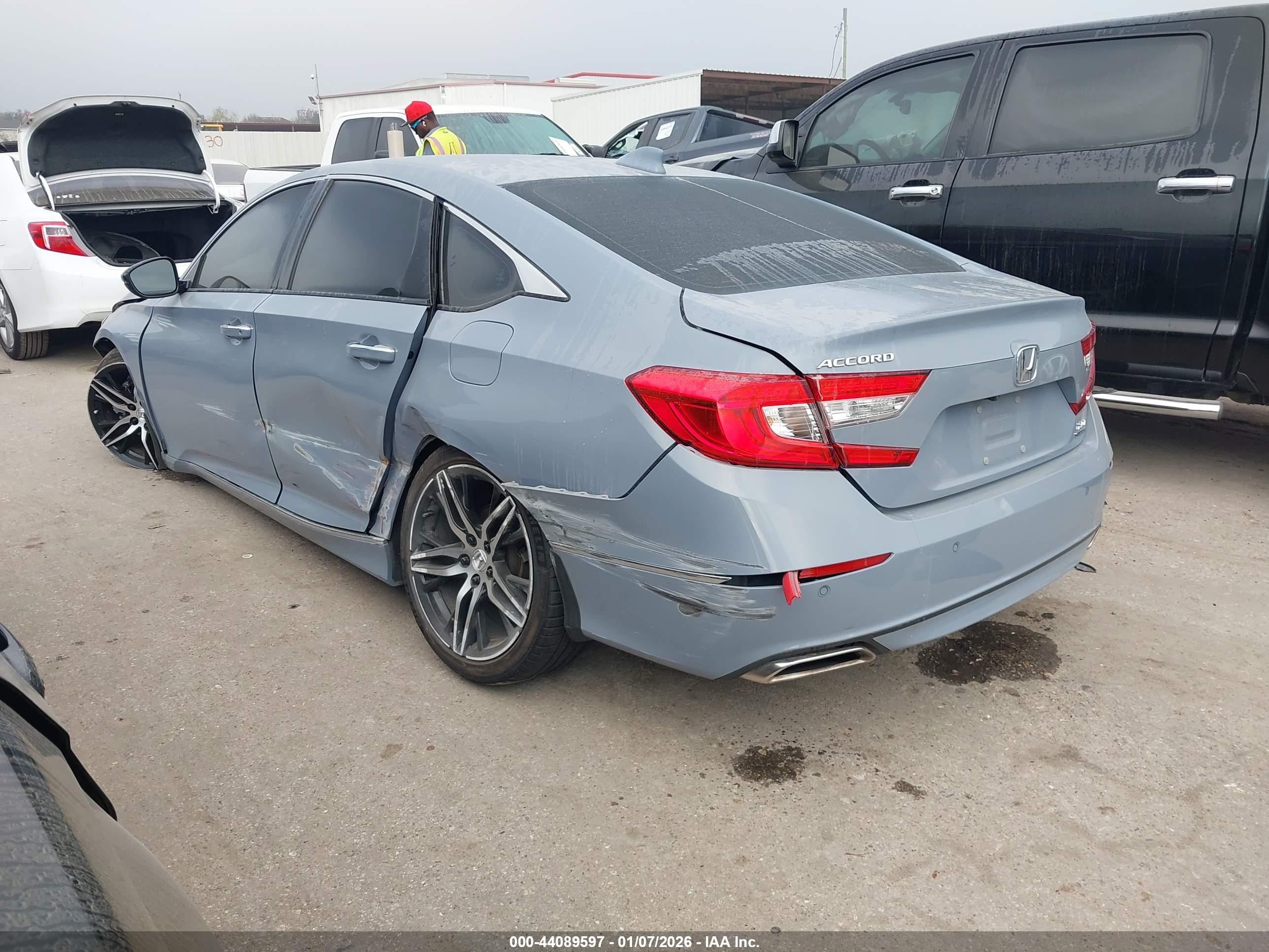 HONDA ACCORD image 3