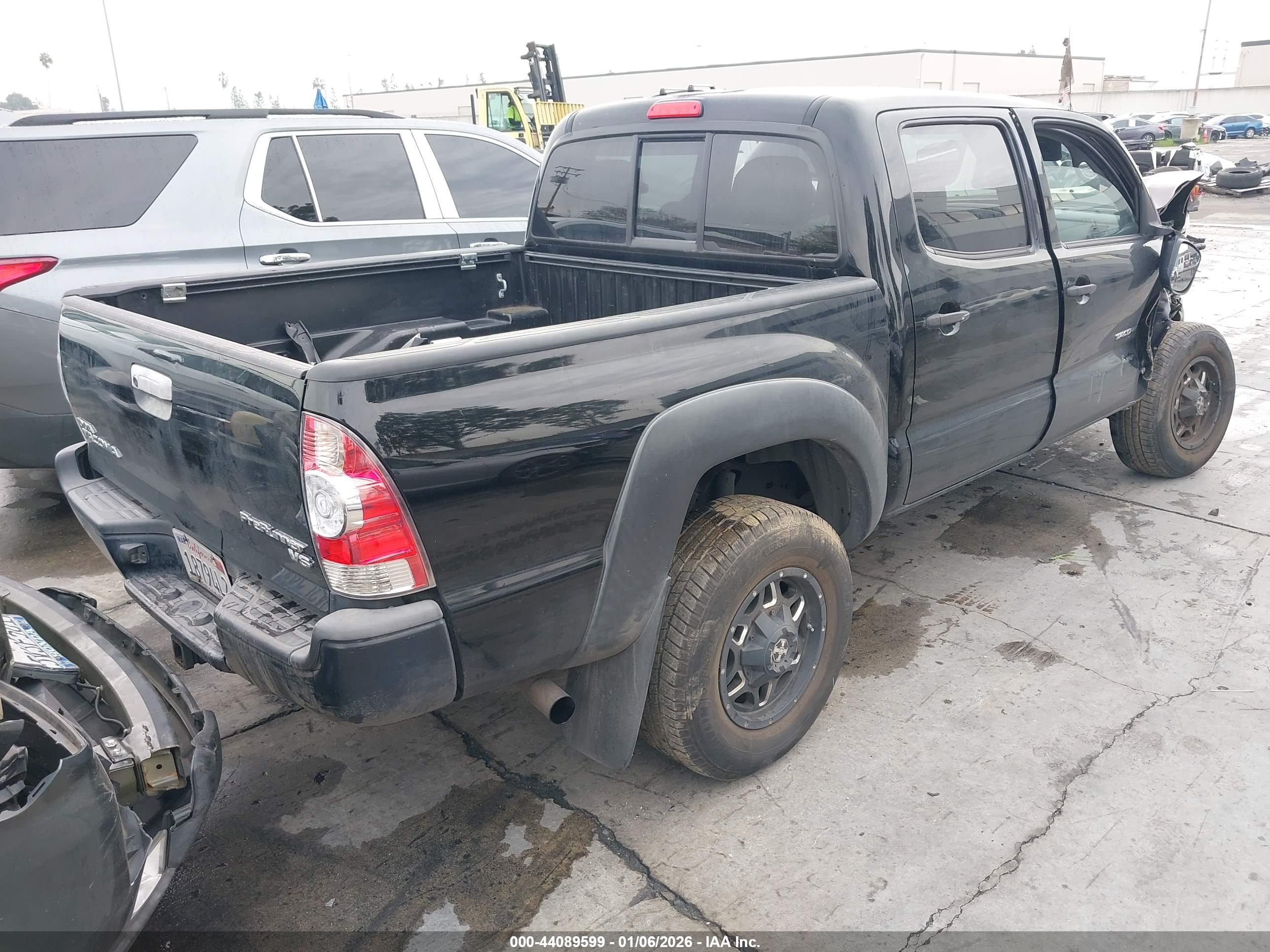 TOYOTA TACOMA image 4