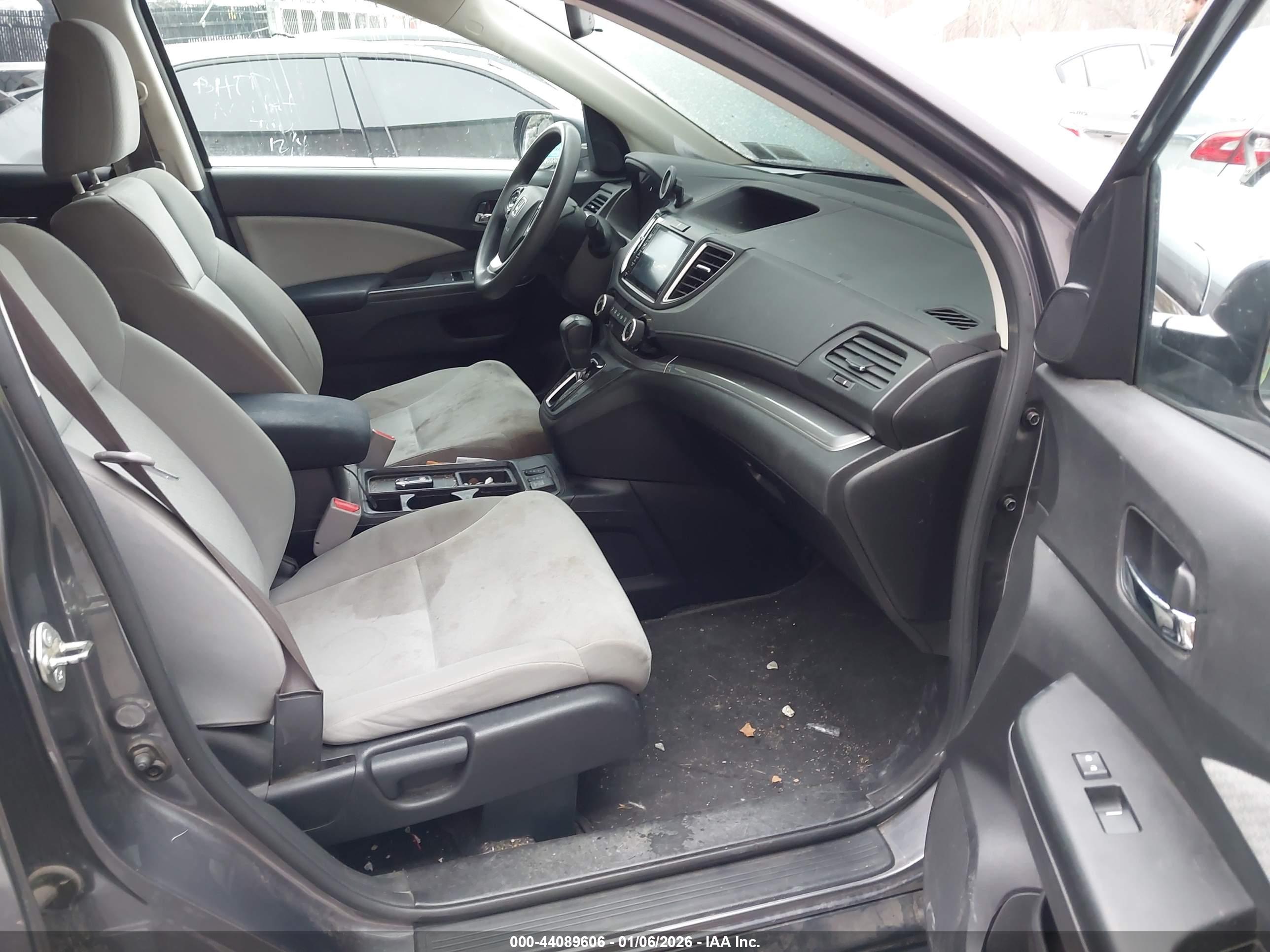 HONDA CR-V image 5