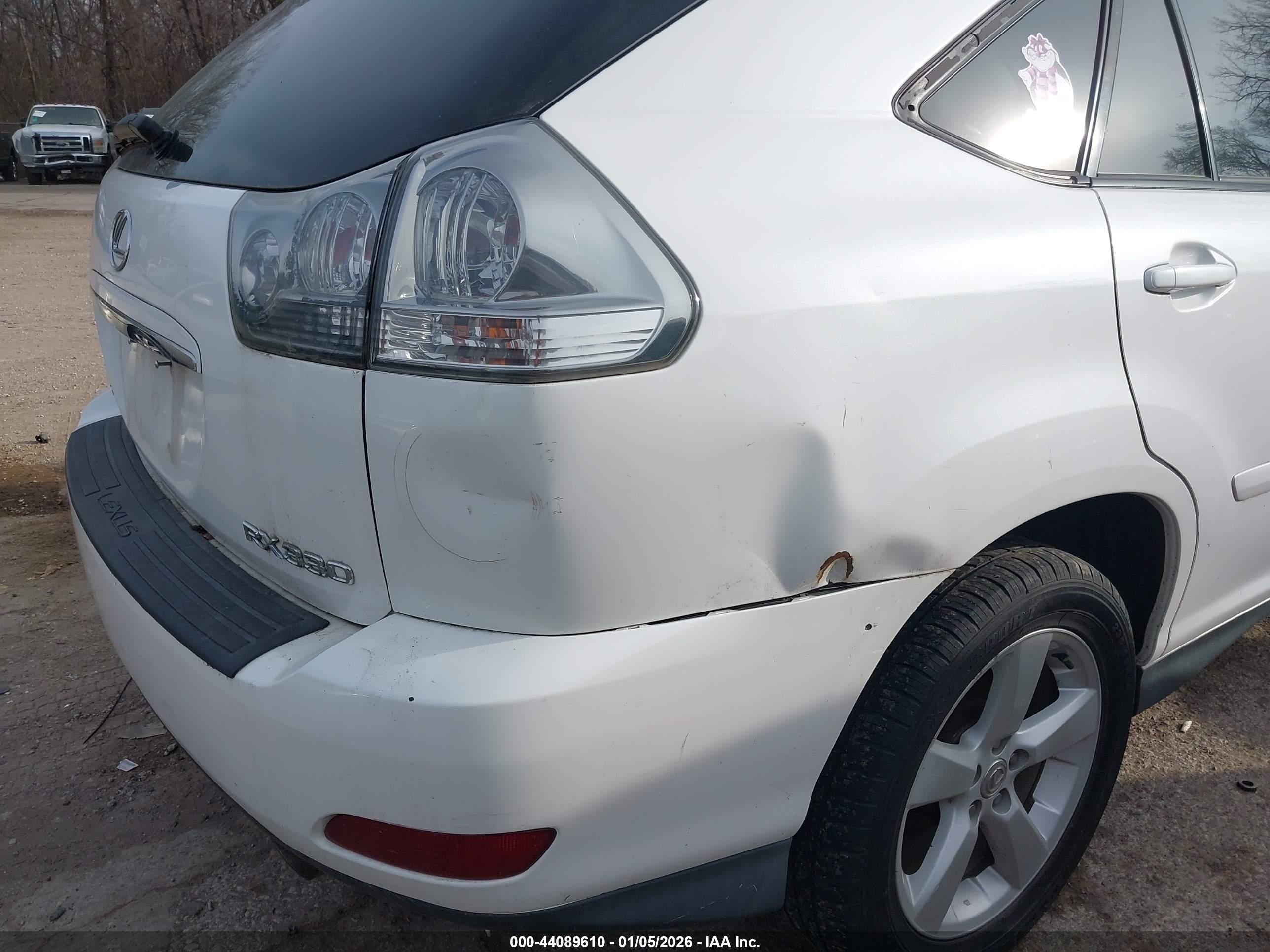 LEXUS RX image 6