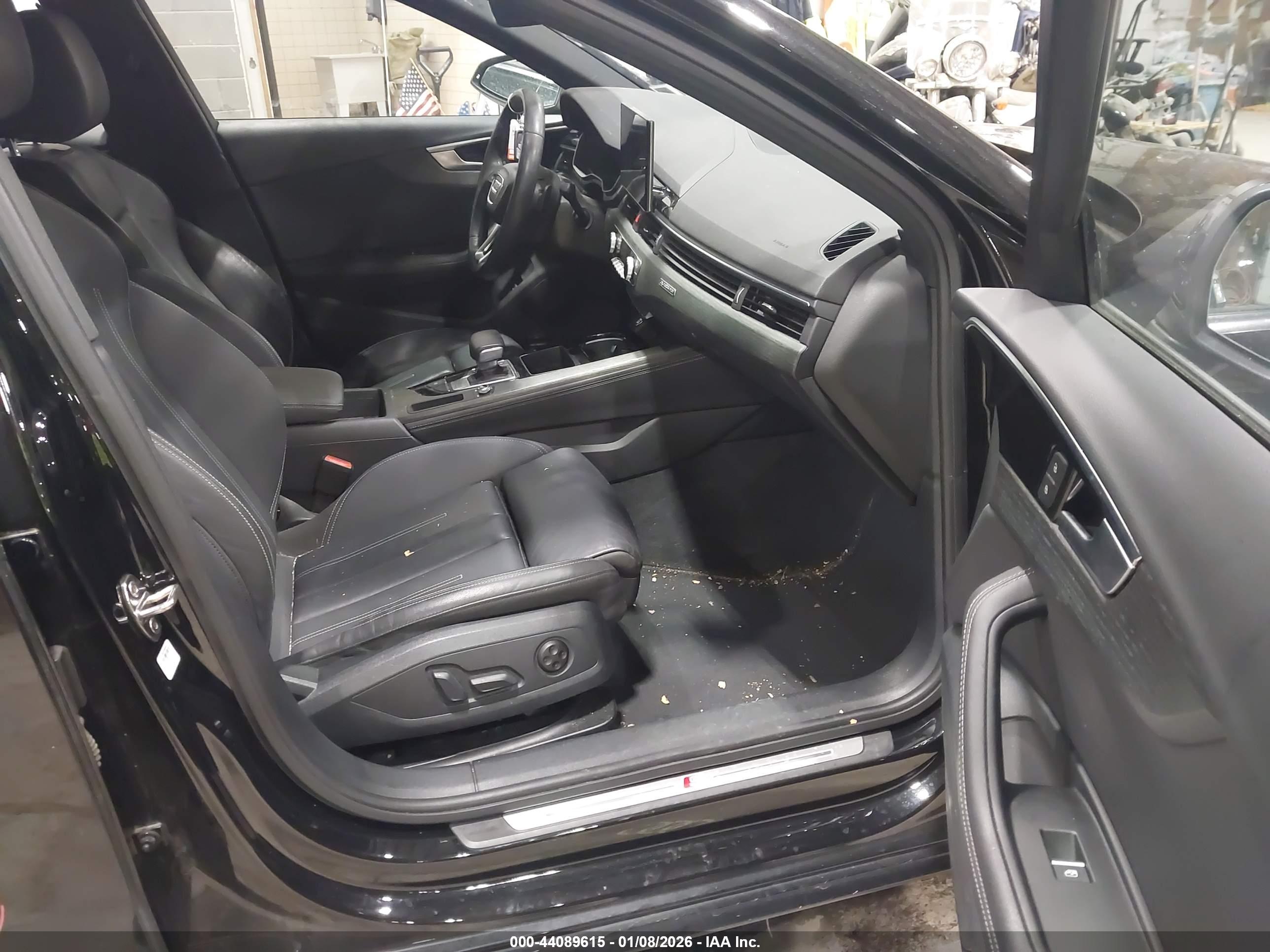 AUDI A4 image 5
