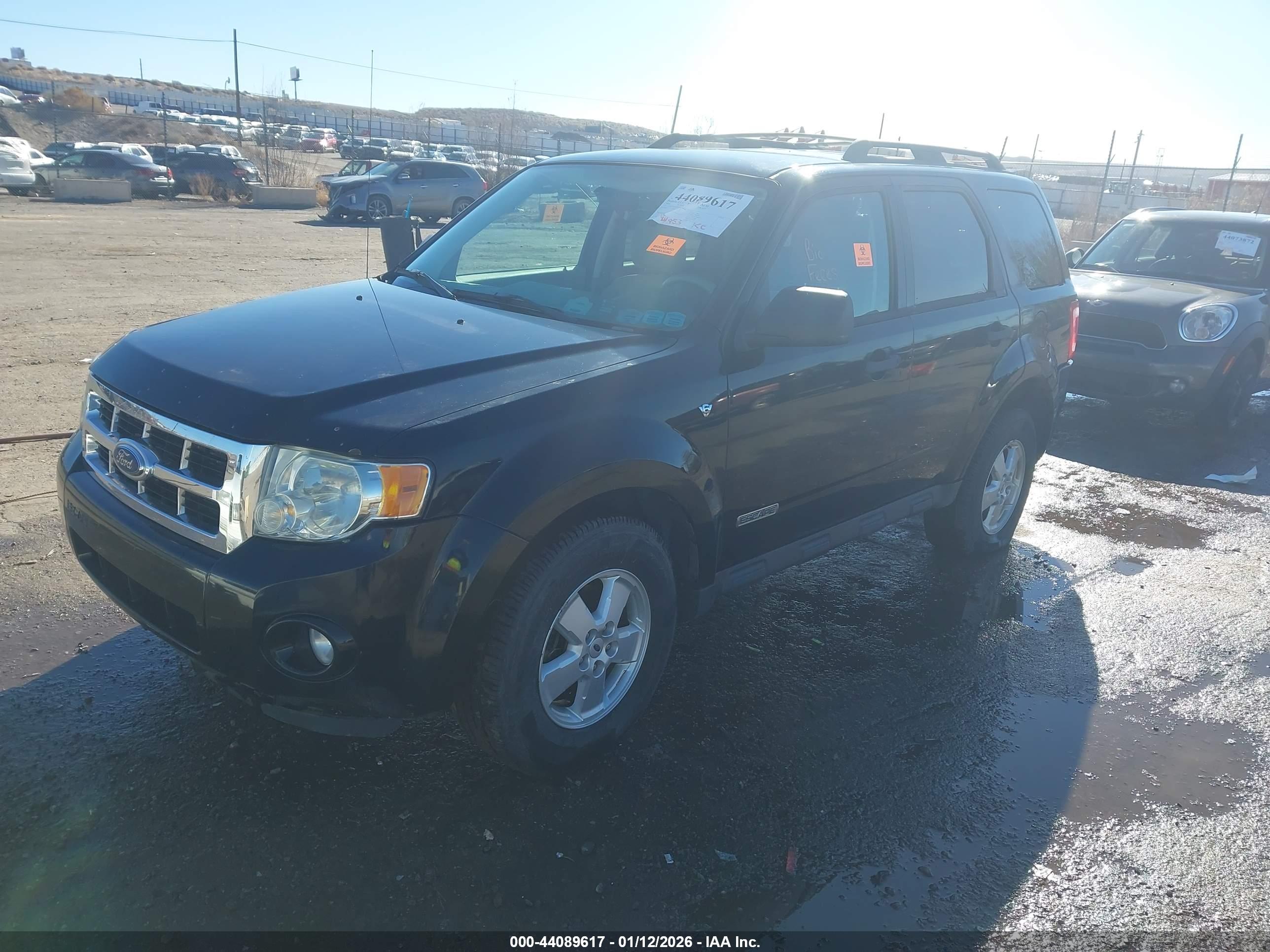 FORD ESCAPE image 2