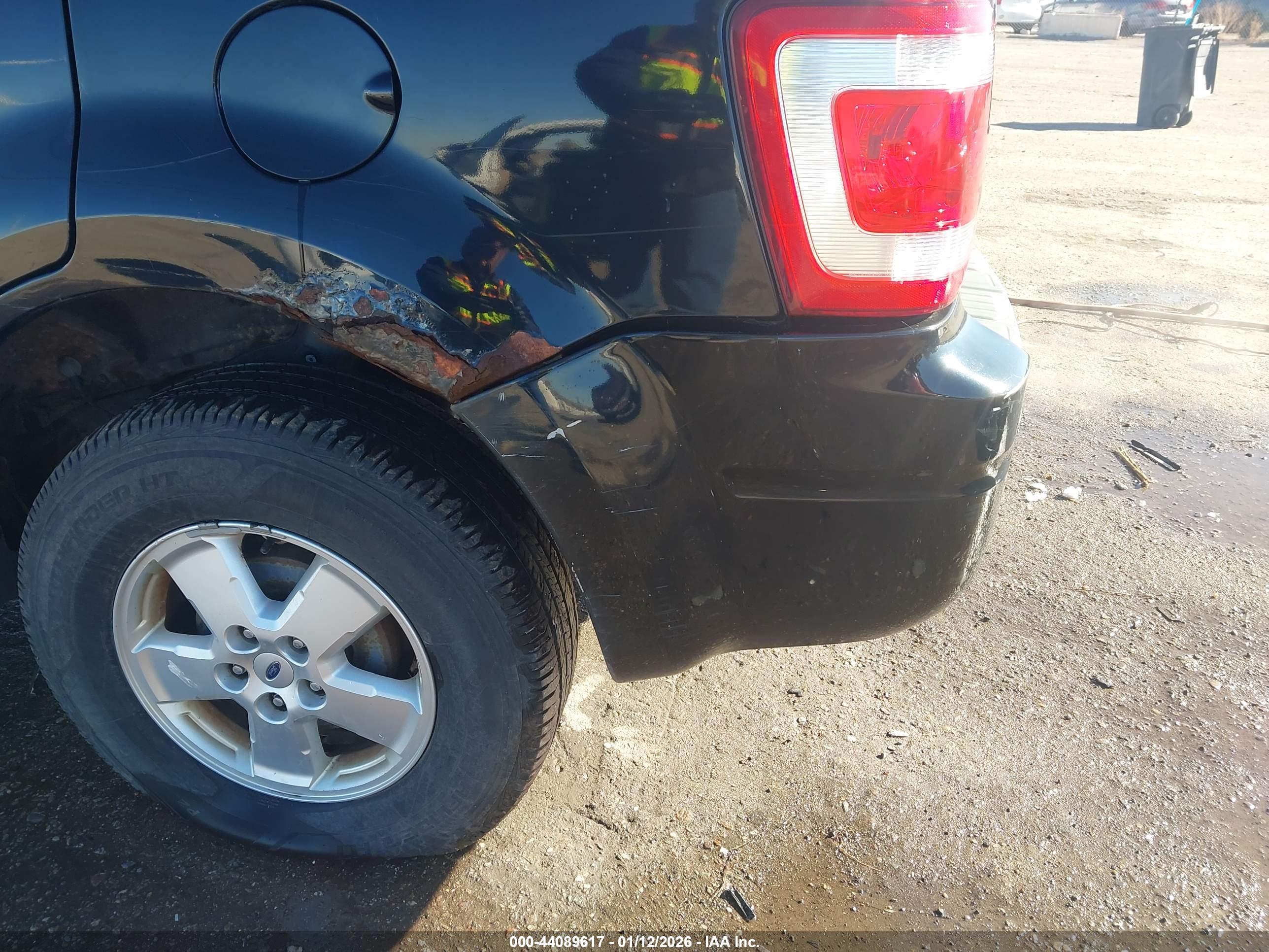 FORD ESCAPE image 6