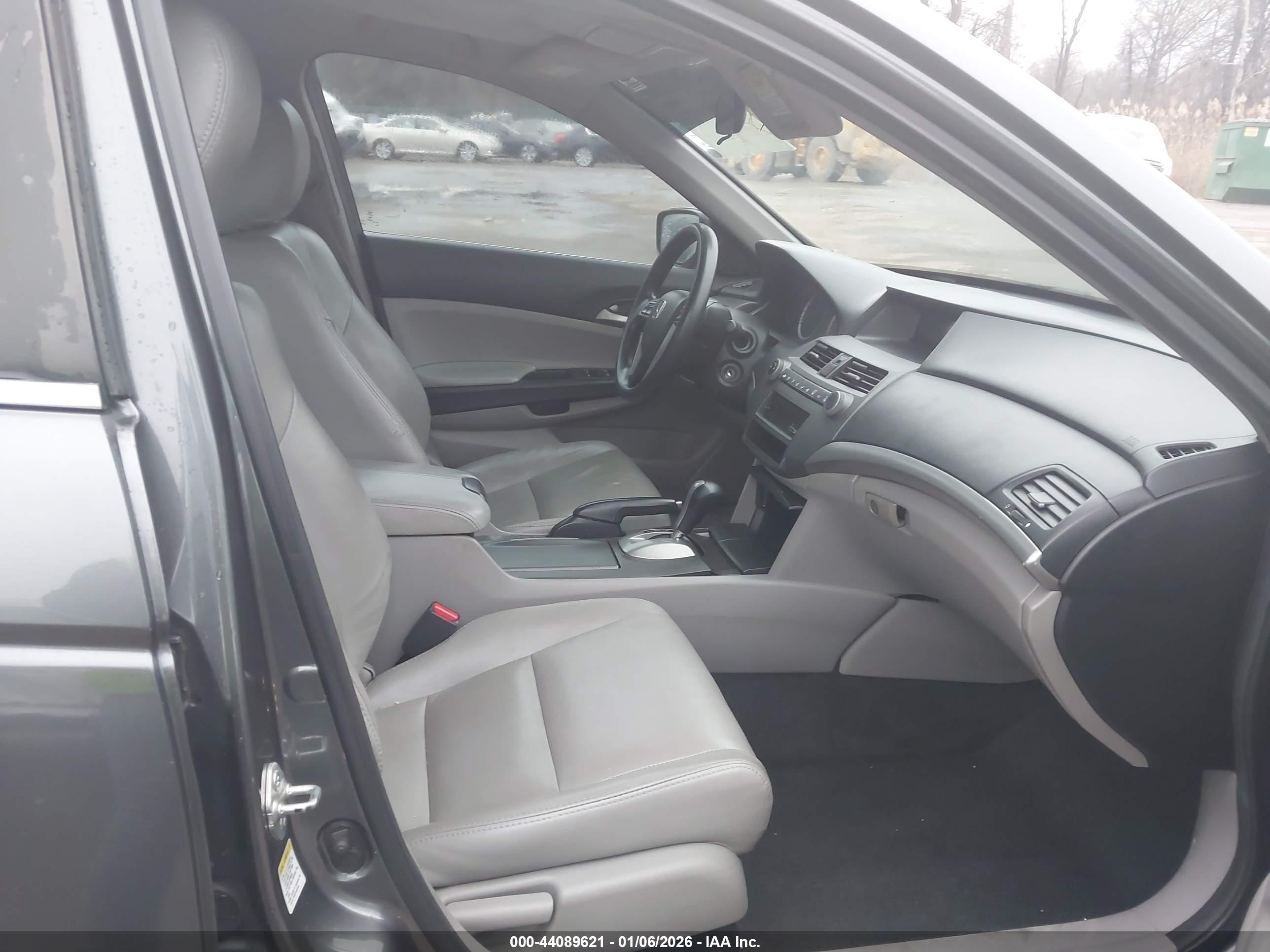 HONDA ACCORD image 5