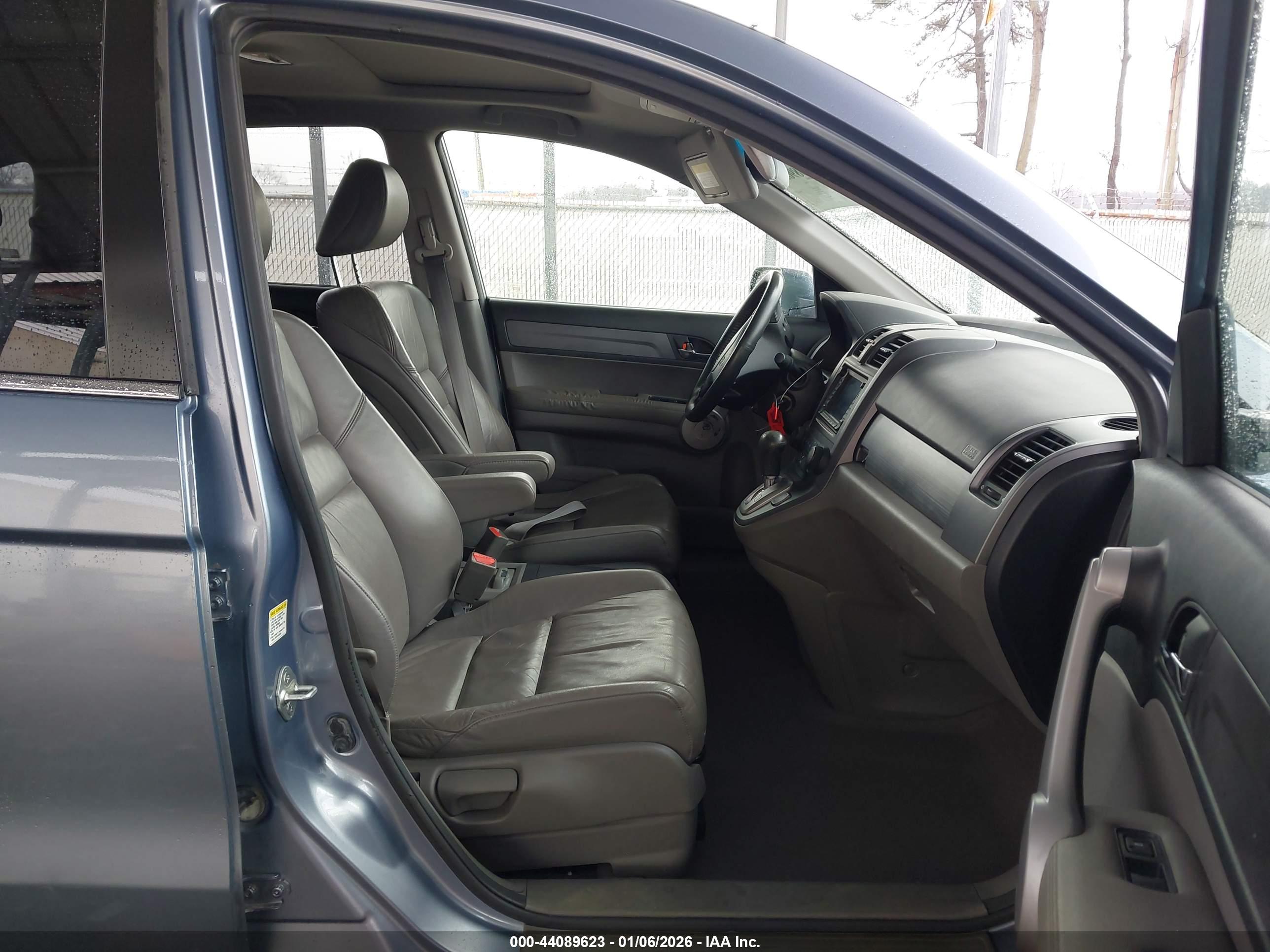 HONDA CR-V image 5