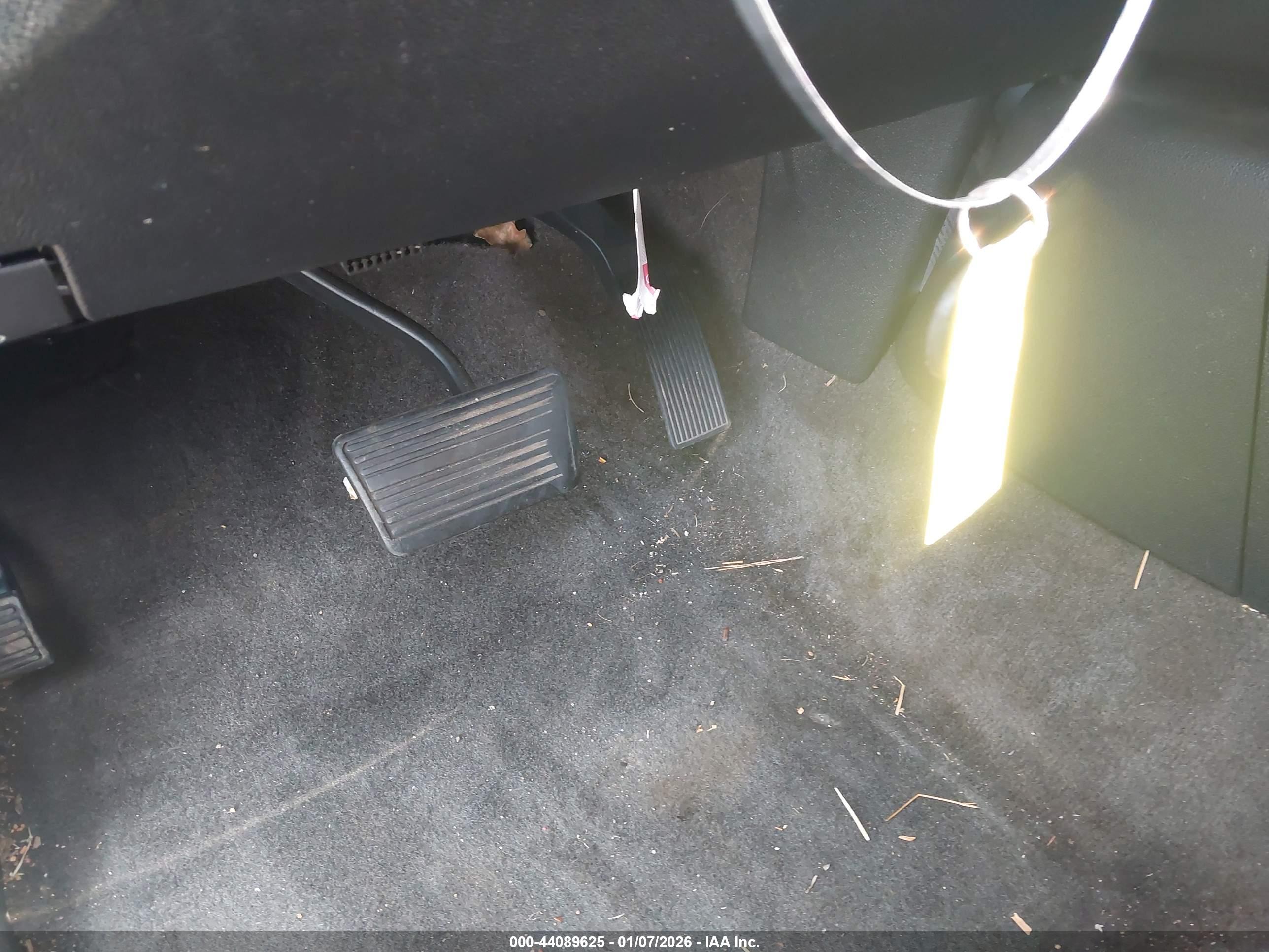 GMC YUKON image 11