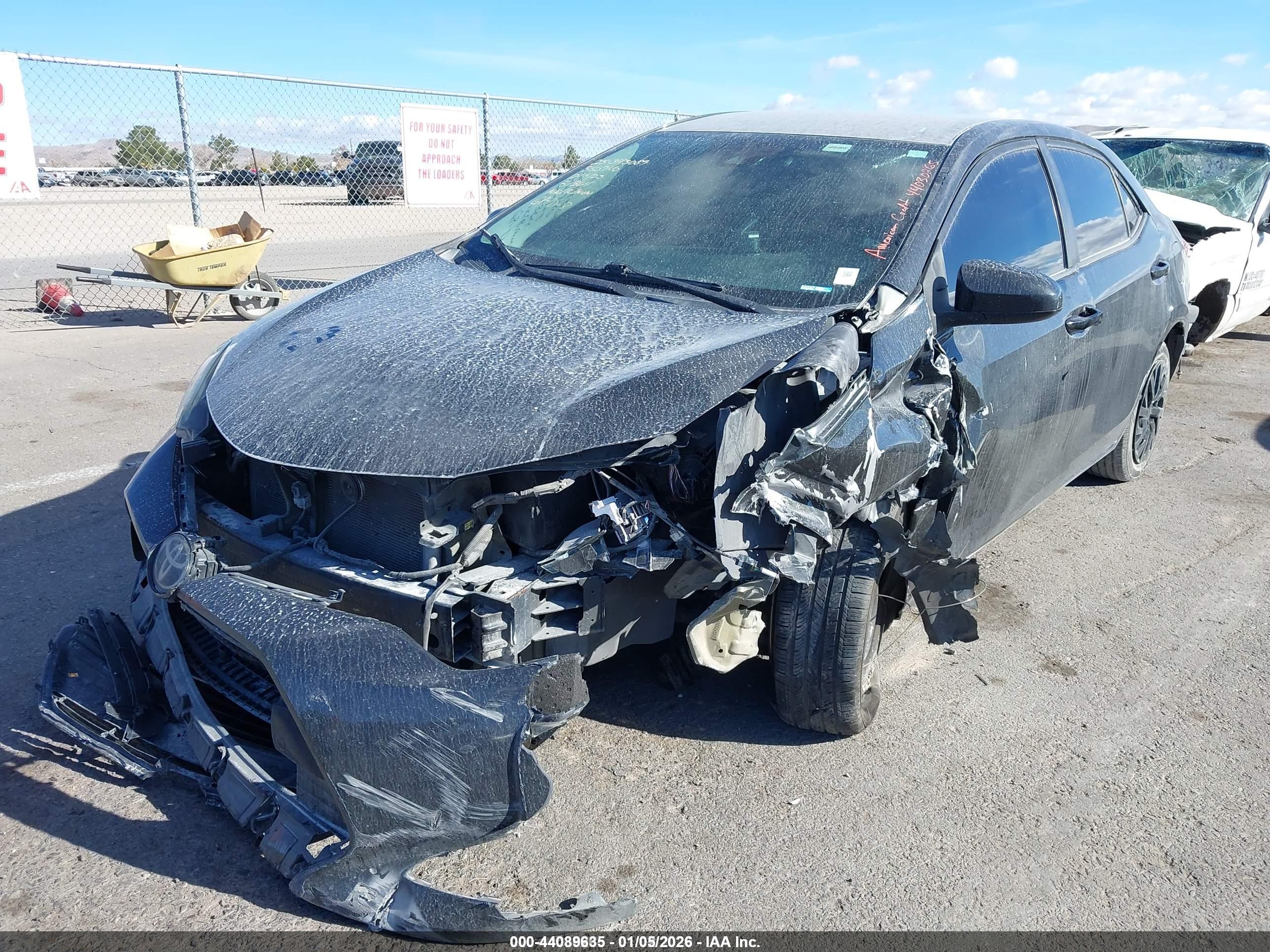 TOYOTA COROLLA image 2