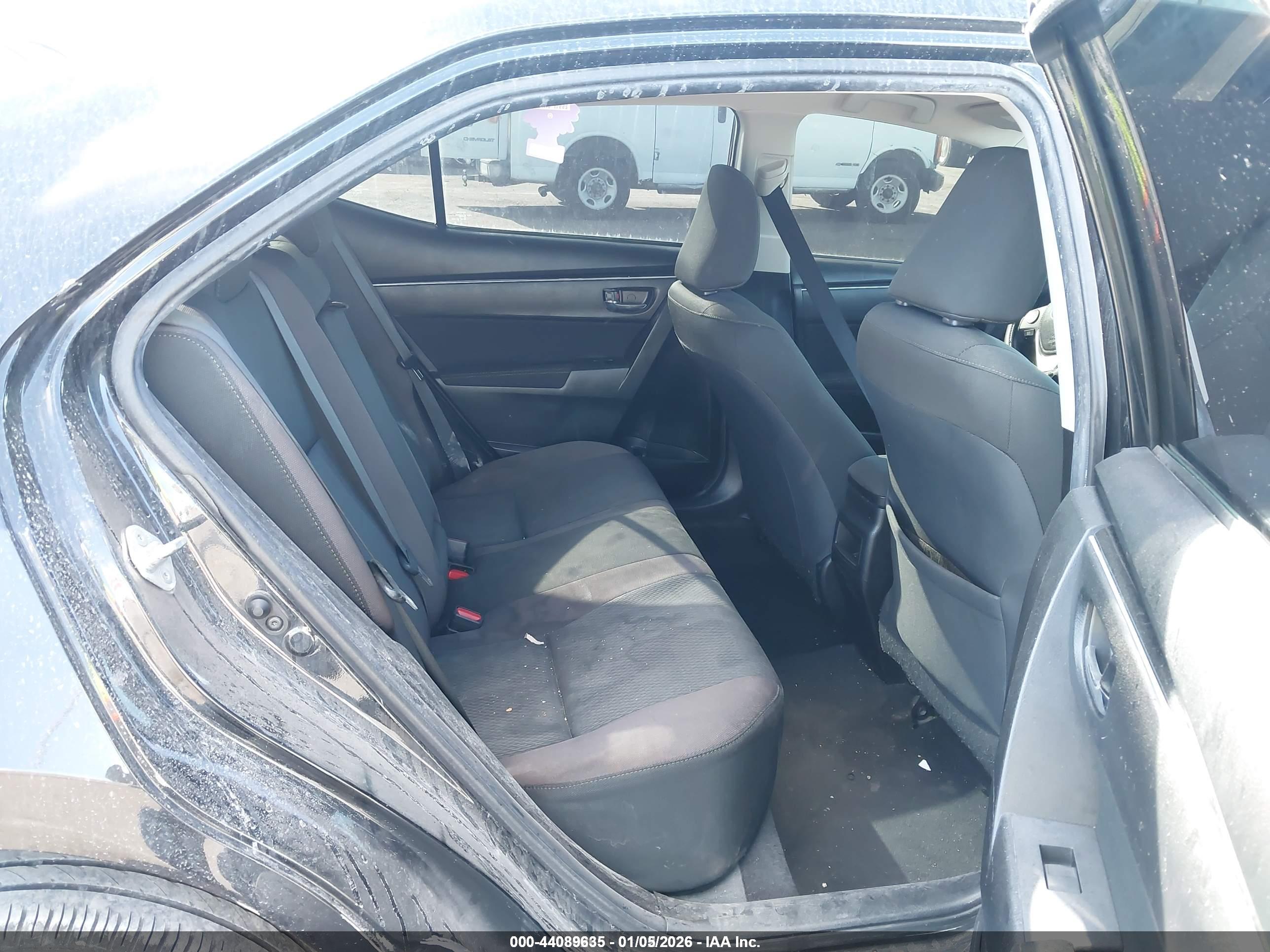 TOYOTA COROLLA image 8